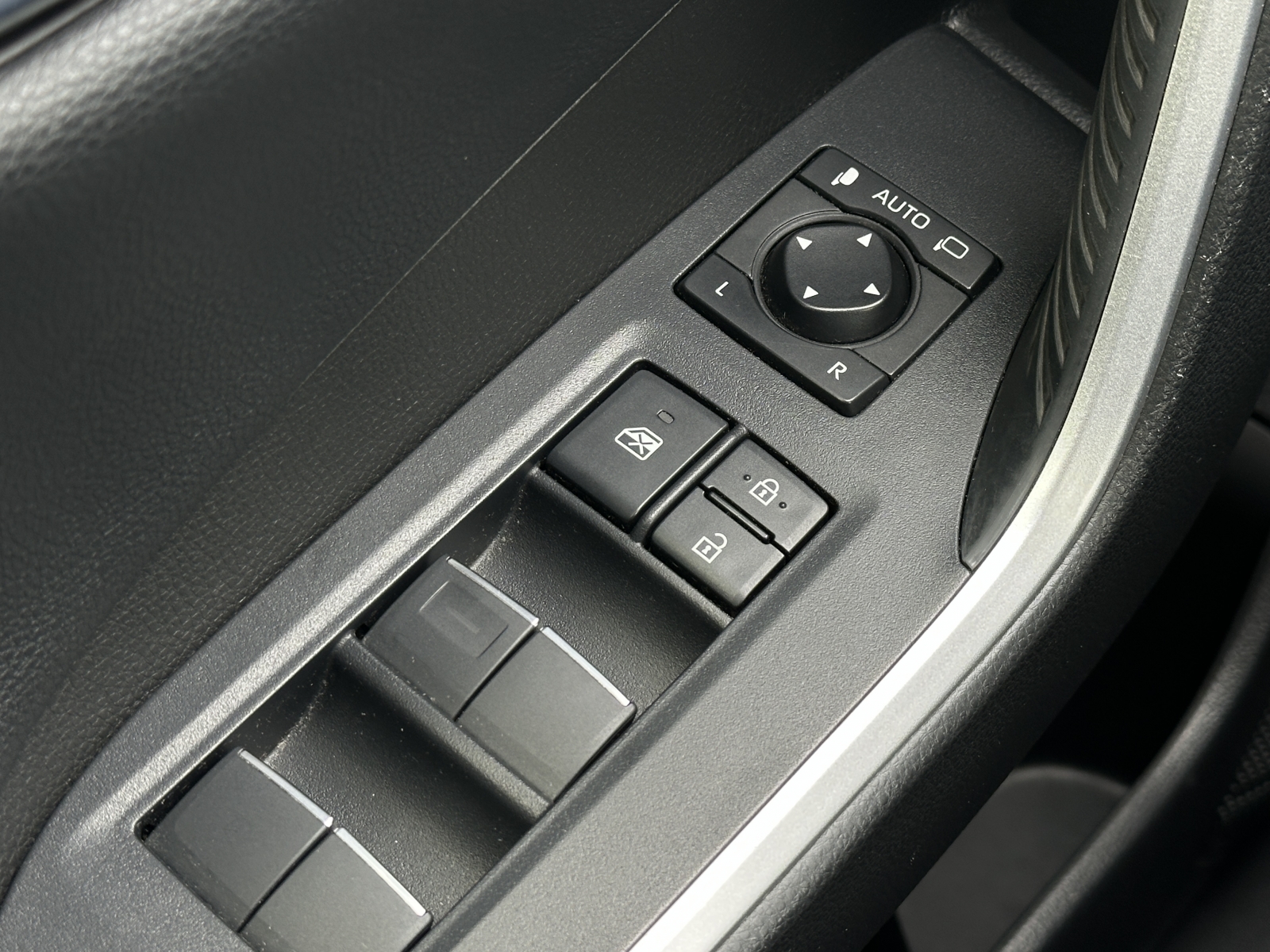 Toyota RAV4 Hybrid AWD-i