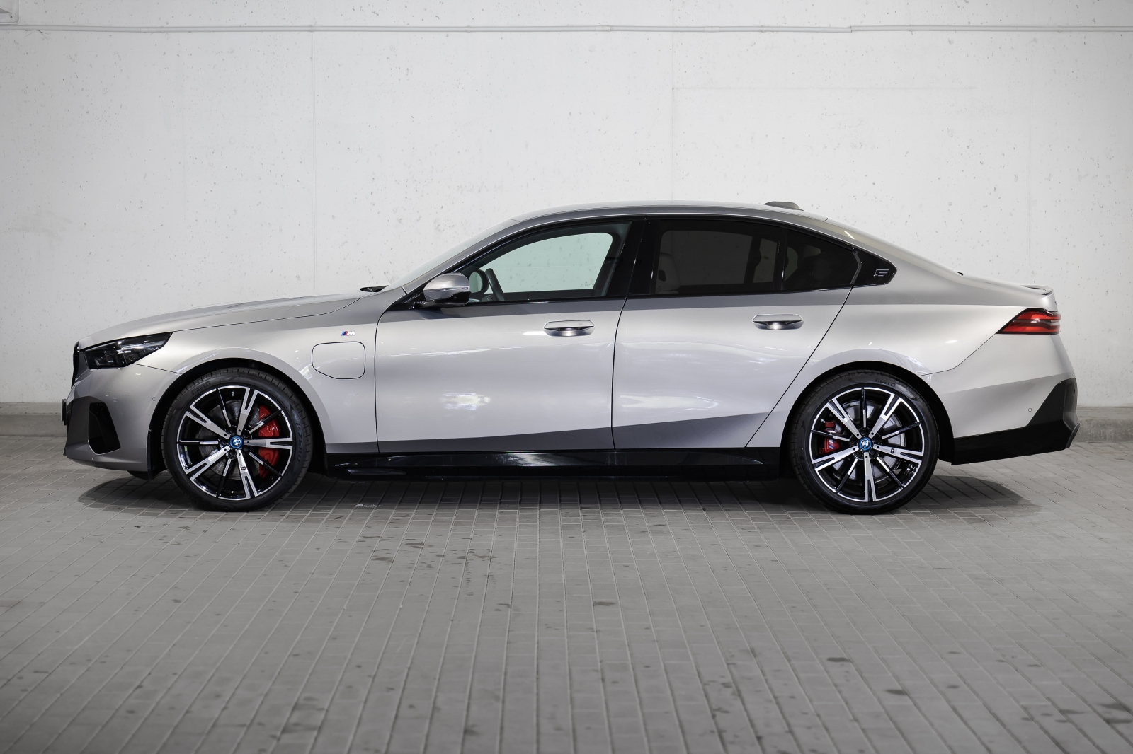 BMW 550 e xDrive