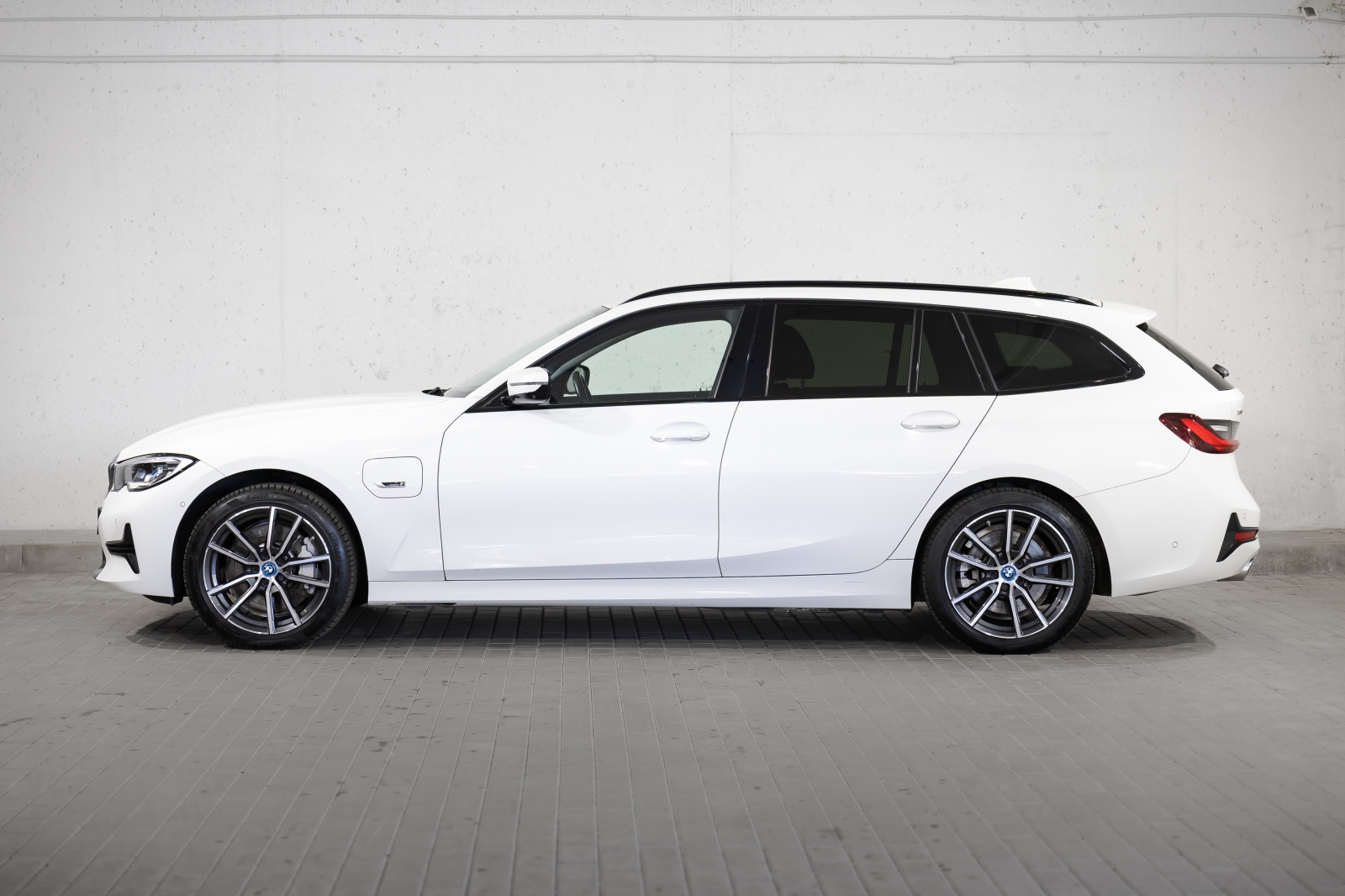 BMW 330 e xDrive