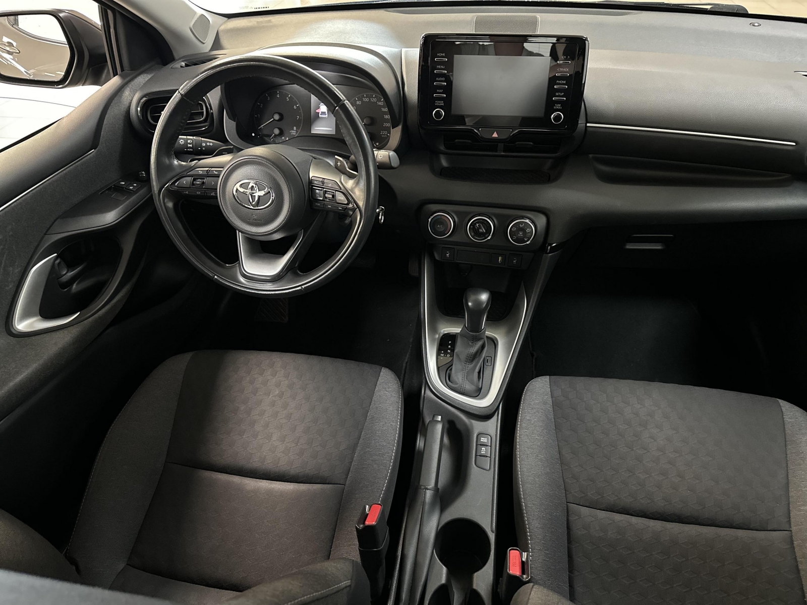 Toyota Yaris Active Business