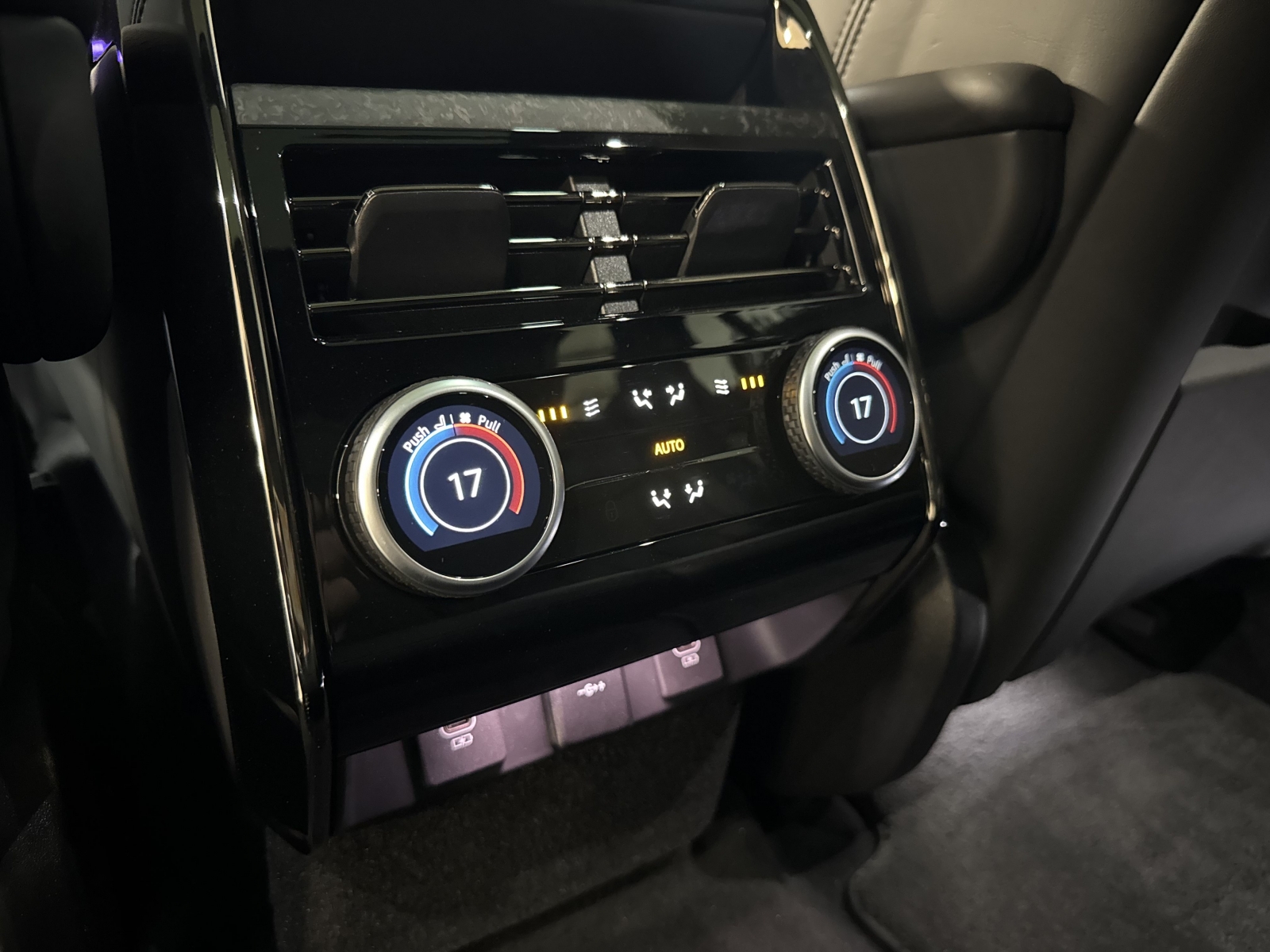 Land Rover Range Rover Sport First Edition