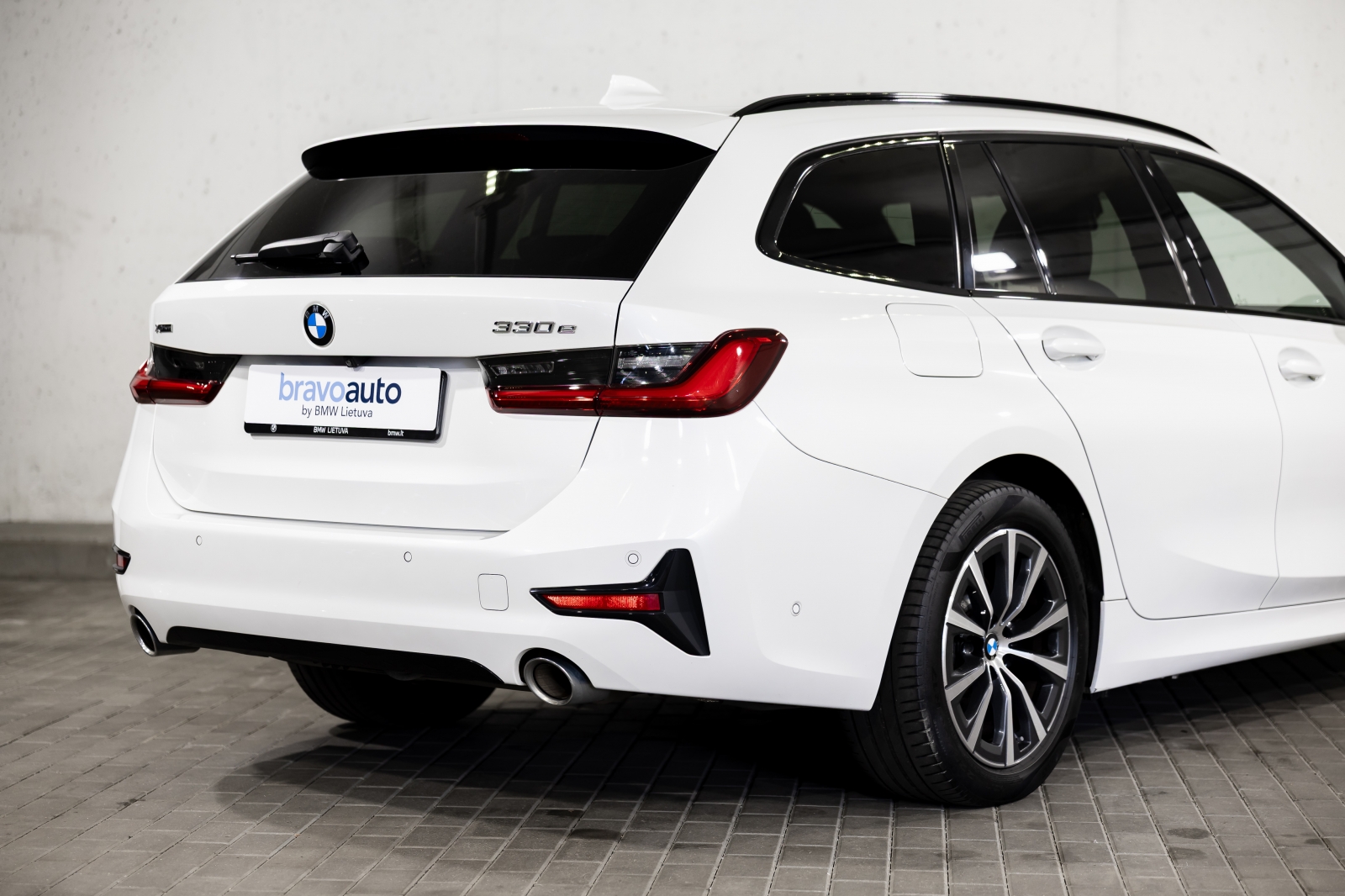 BMW 330 e xDrive