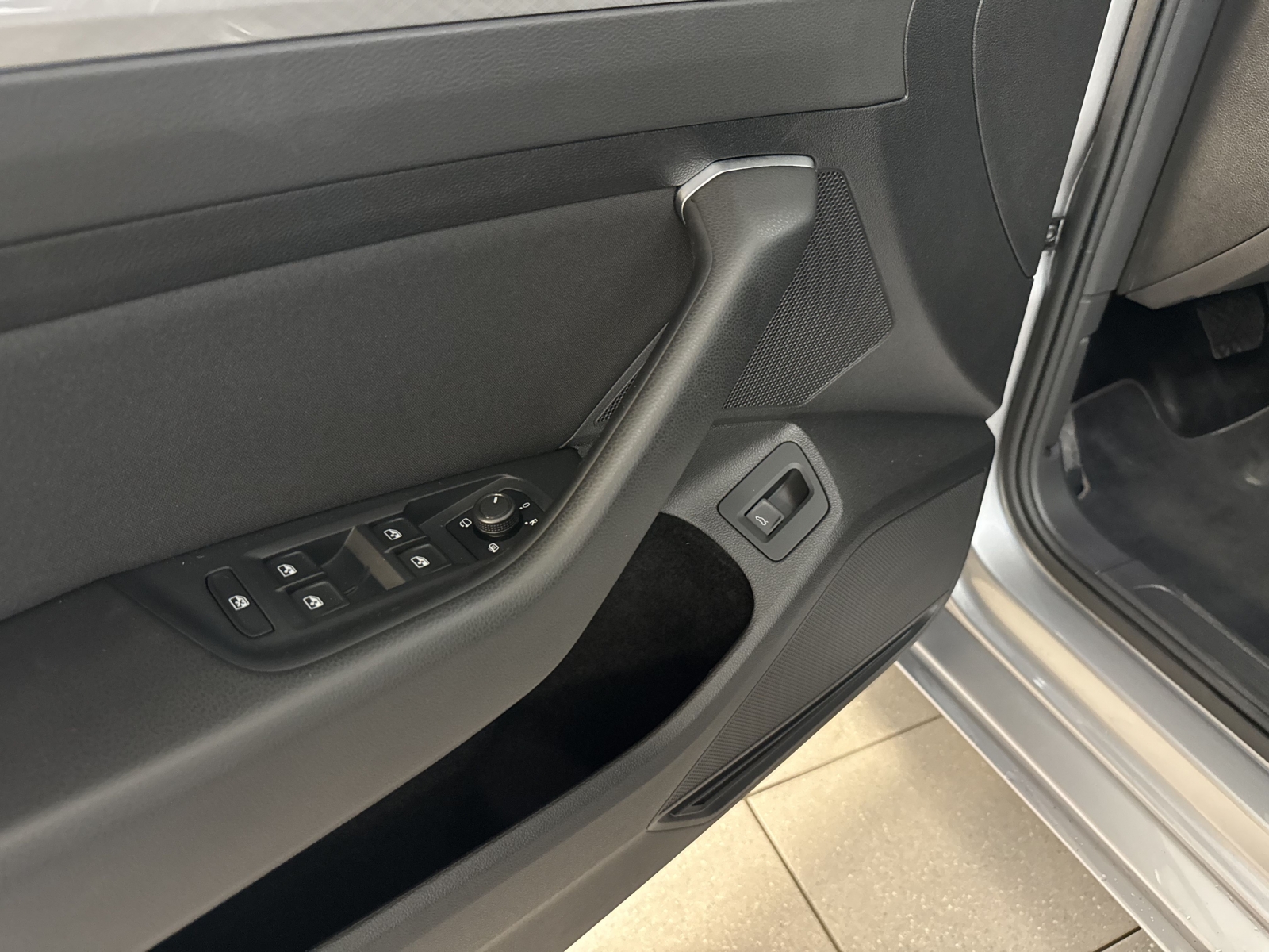 Volkswagen Passat (B8) Comfort Line 4D