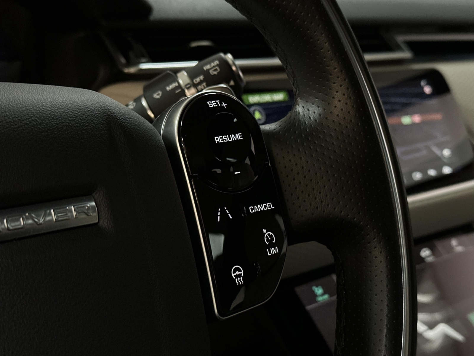 Land Rover Range Rover Velar R-Dynamic S