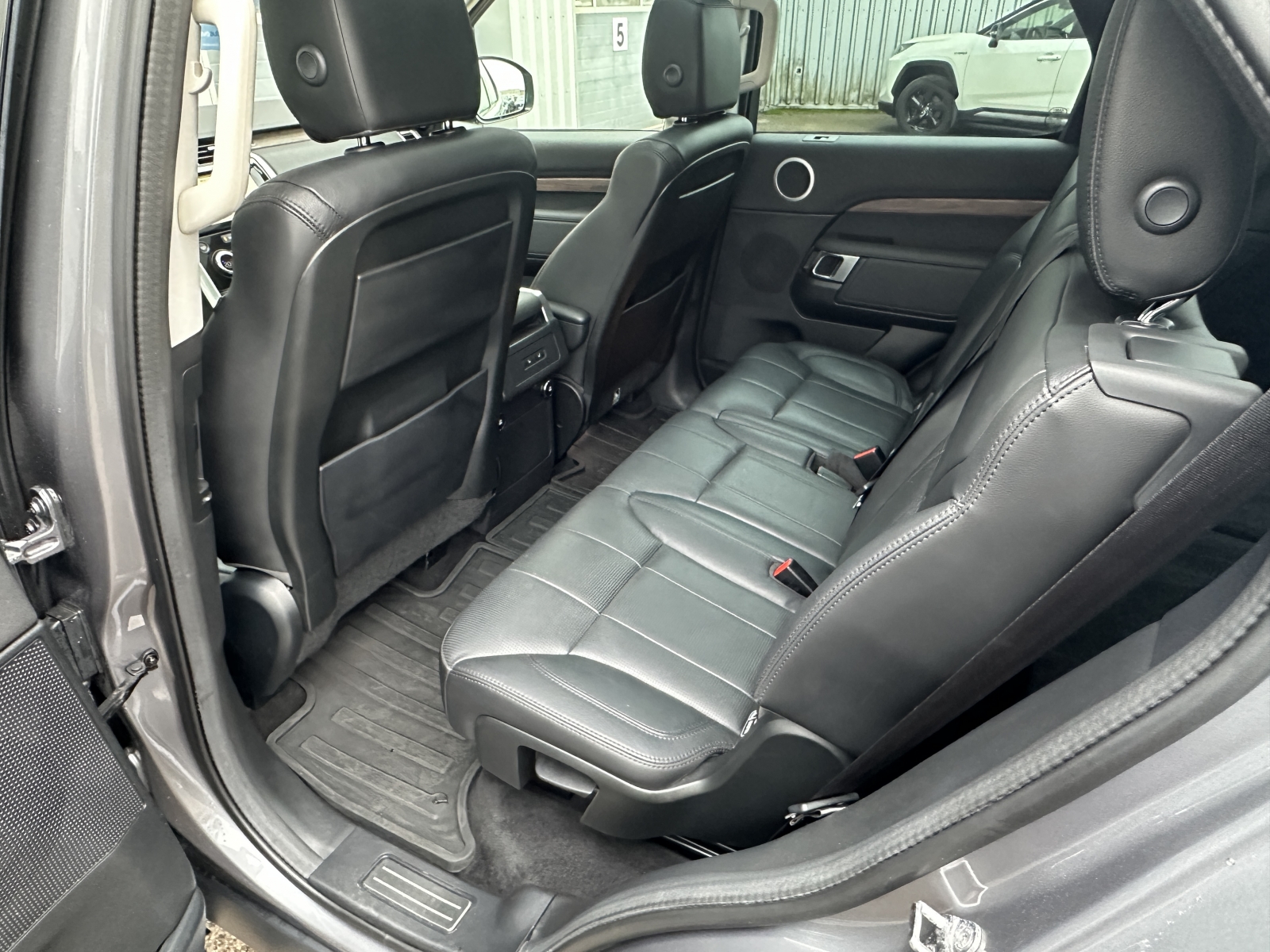 Land Rover Discovery HSE