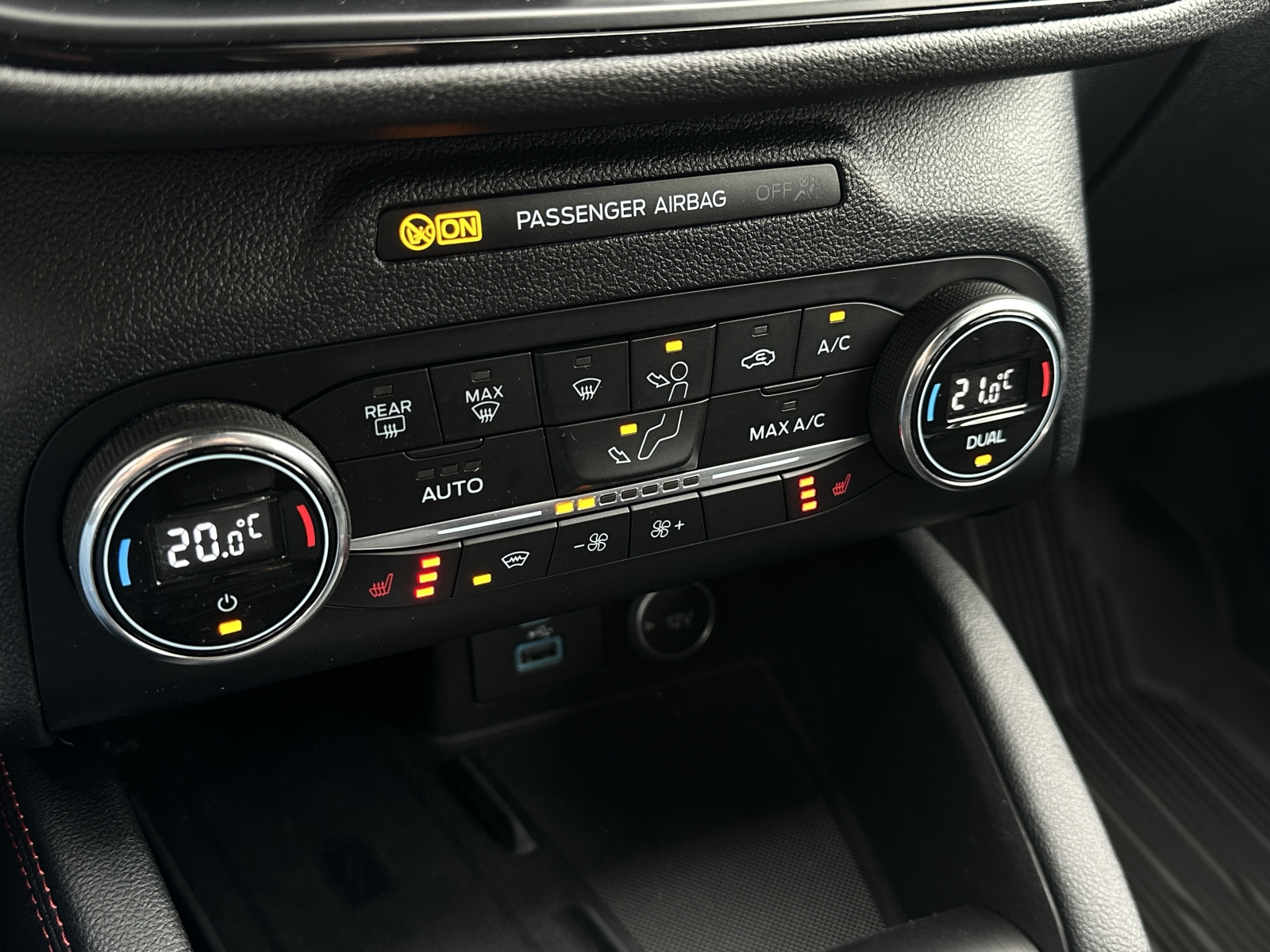 Ford Kuga ST-Line X Plug-In Hybrid