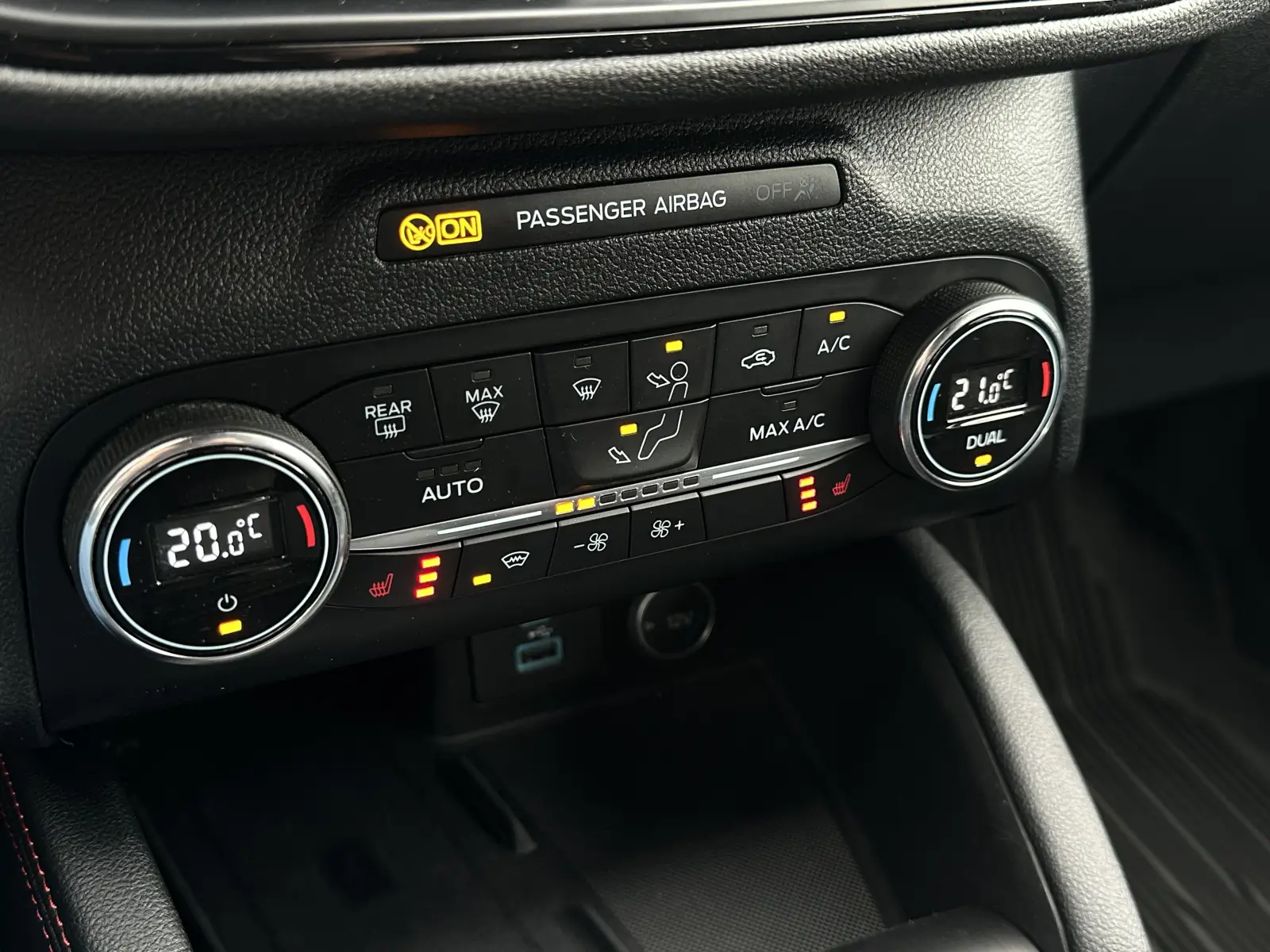 Ford Kuga ST-Line X Plug-In Hybrid