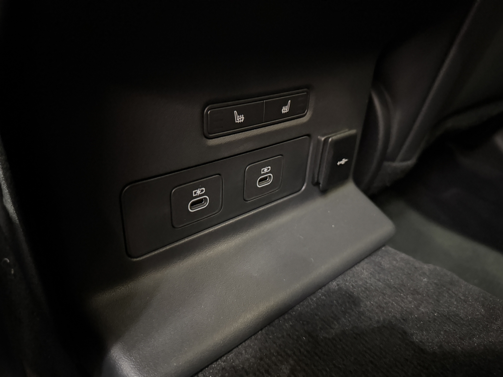 Land Rover Range Rover Velar Dynamic SE D300 MHEV