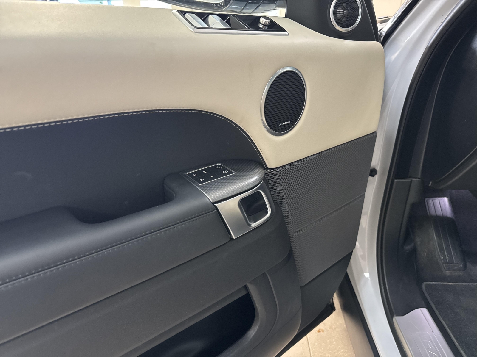 Land Rover Range Rover Sport P400e HSE Dynamic