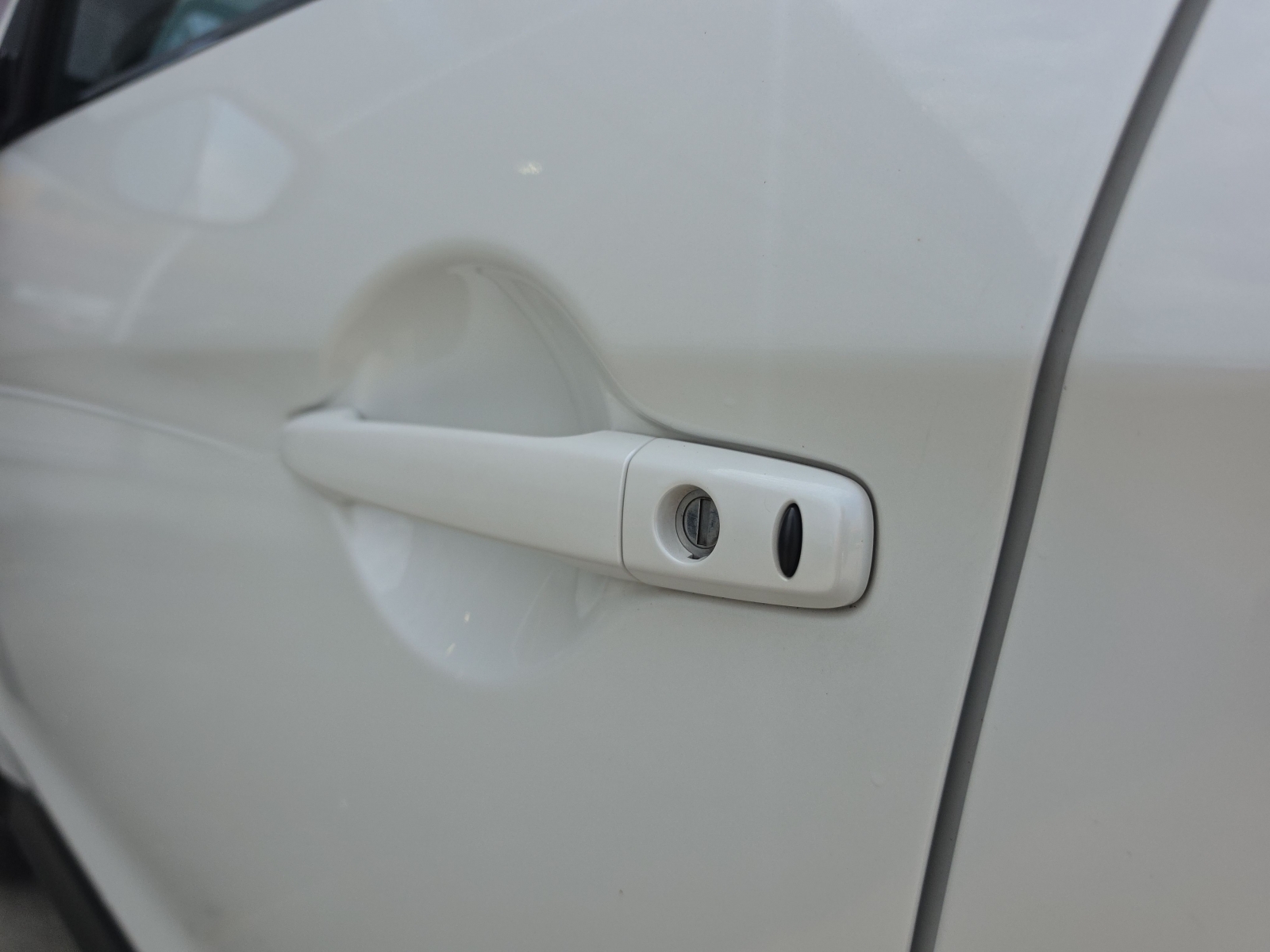 Mitsubishi ASX Blackout