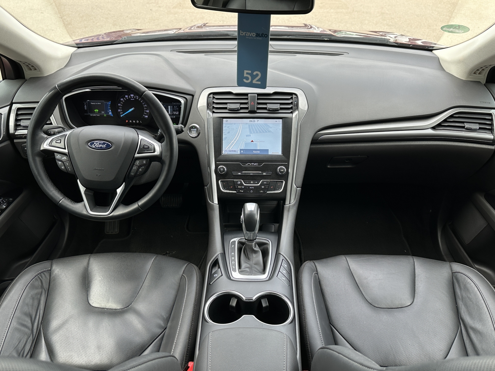 Ford Mondeo Tintaium Hybrid