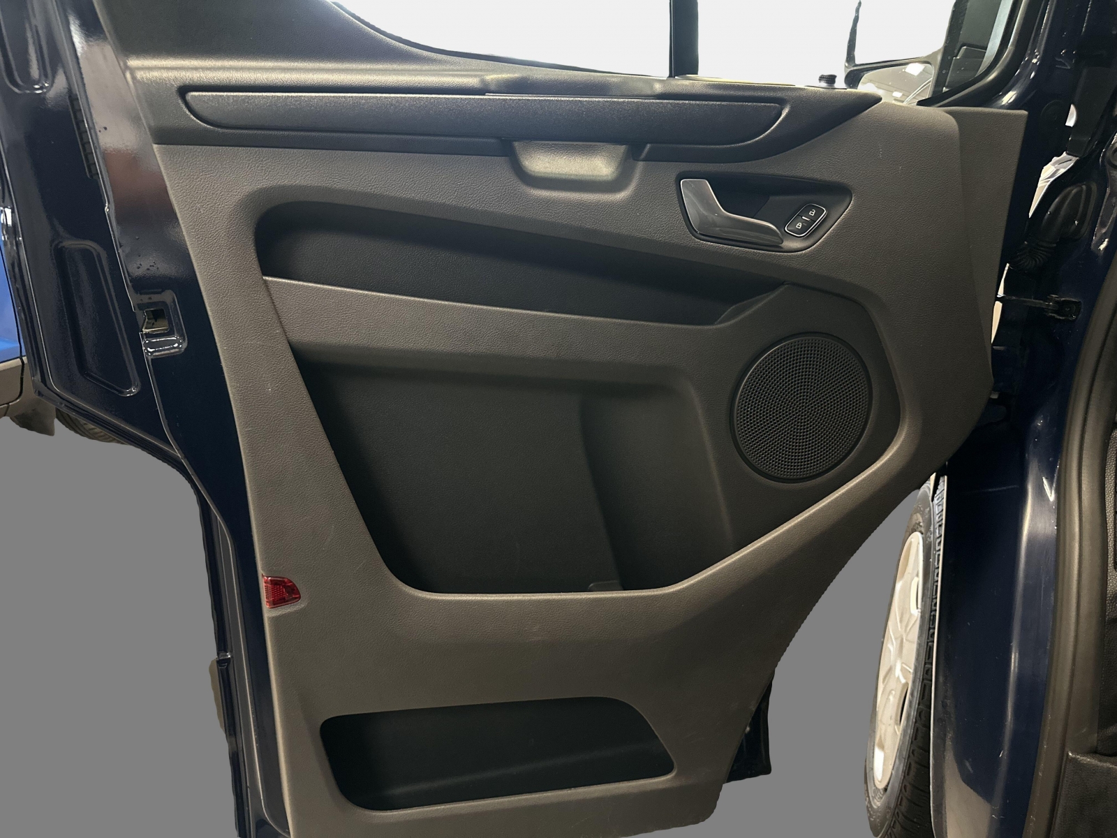 Ford Transit Custom Kombi Trend 320