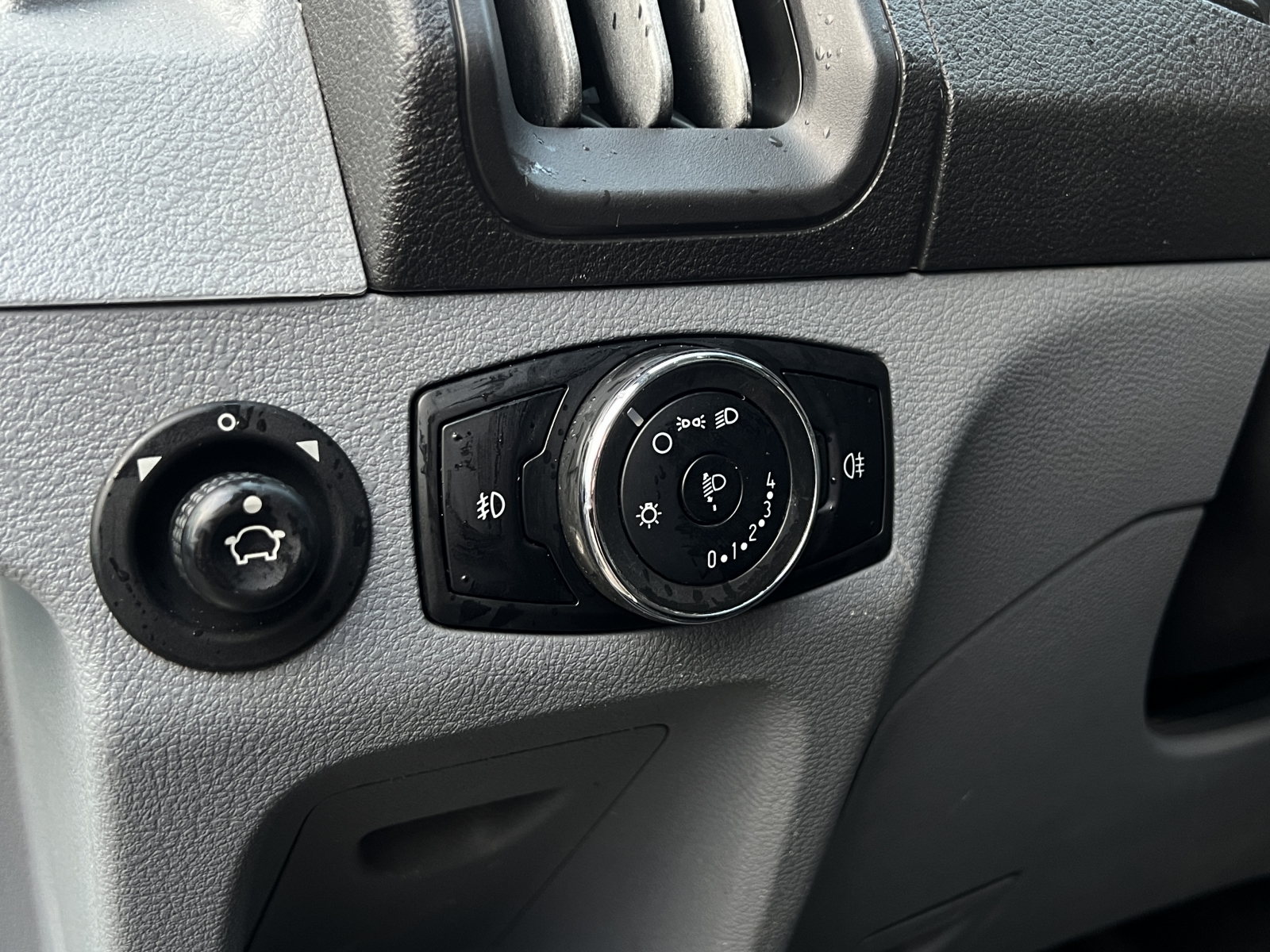 Ford Transit Tend Van L3H2