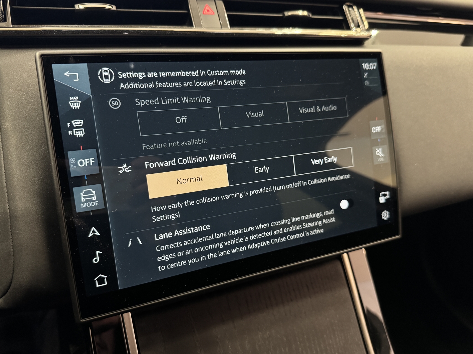 Land Rover Range Rover Velar Dynamic SE D300 MHEV