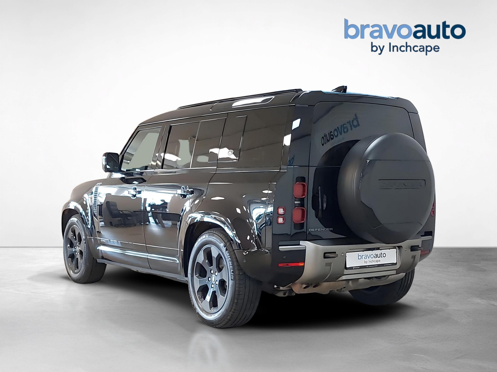 Land Rover Defender 110 D250 MHEV X-Dynamic HSE