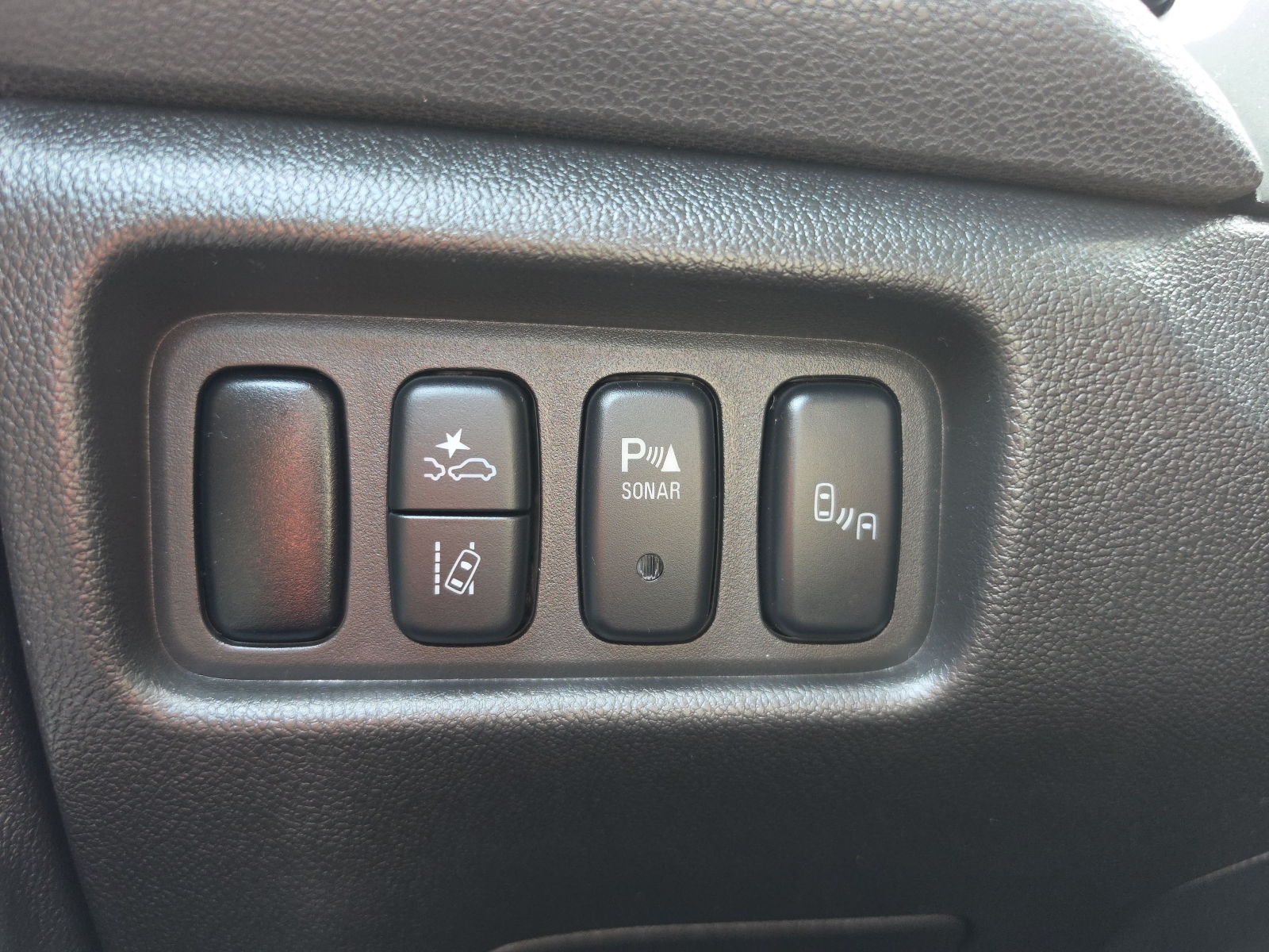 Mitsubishi ASX Blackout
