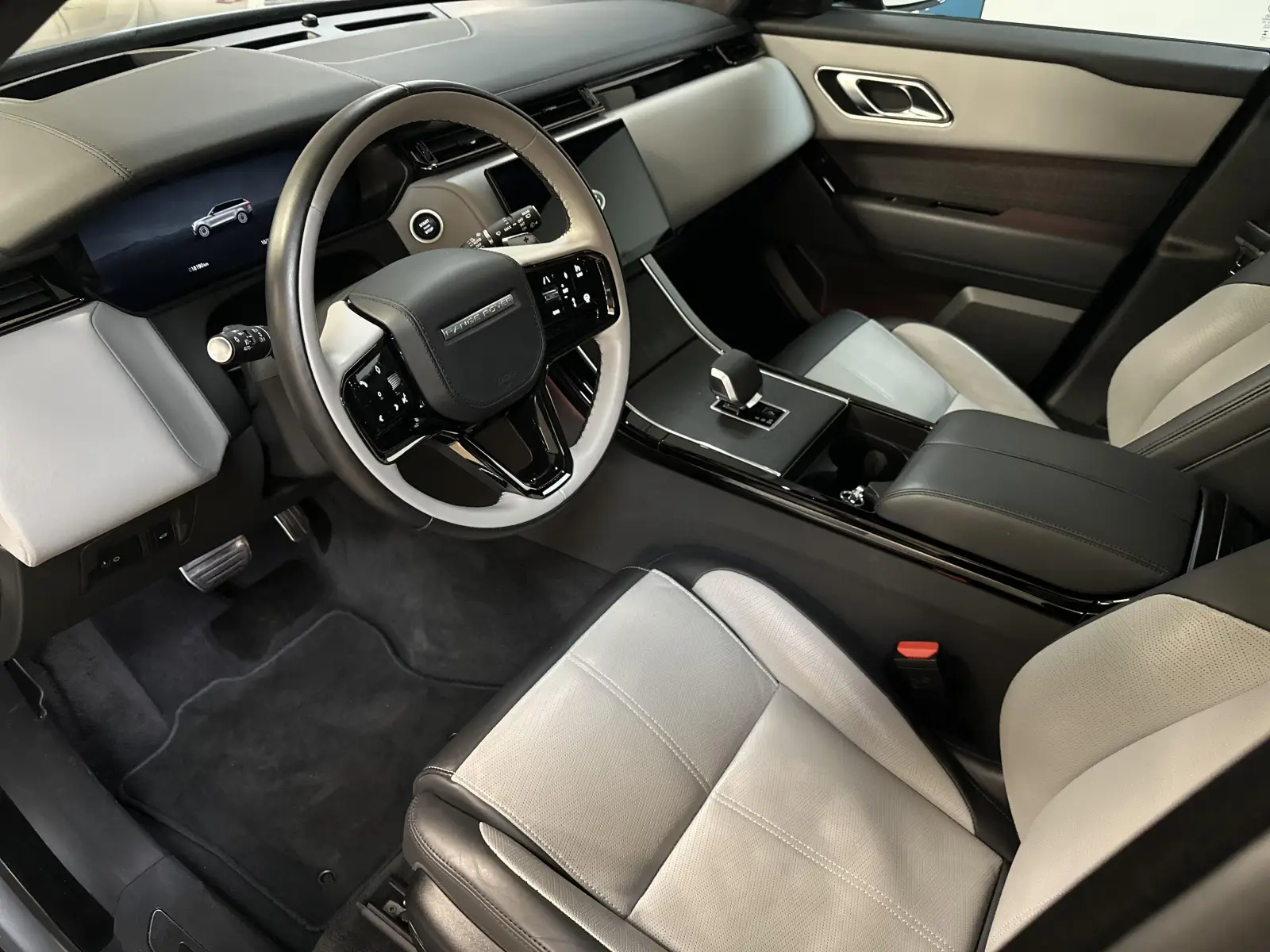 Land Rover Range Rover Velar D300 Autobiography