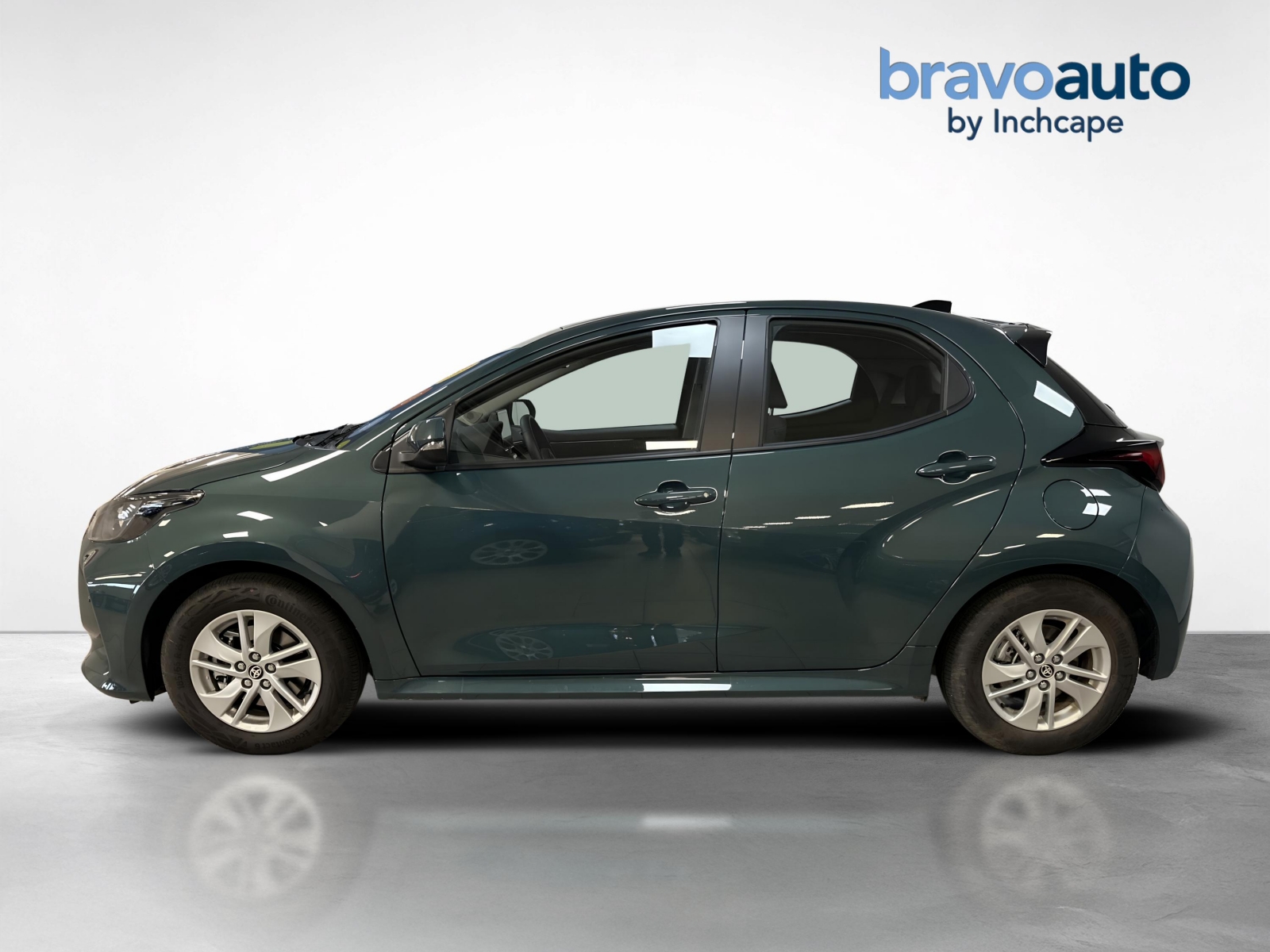Toyota Yaris ACTIVE HYBRID