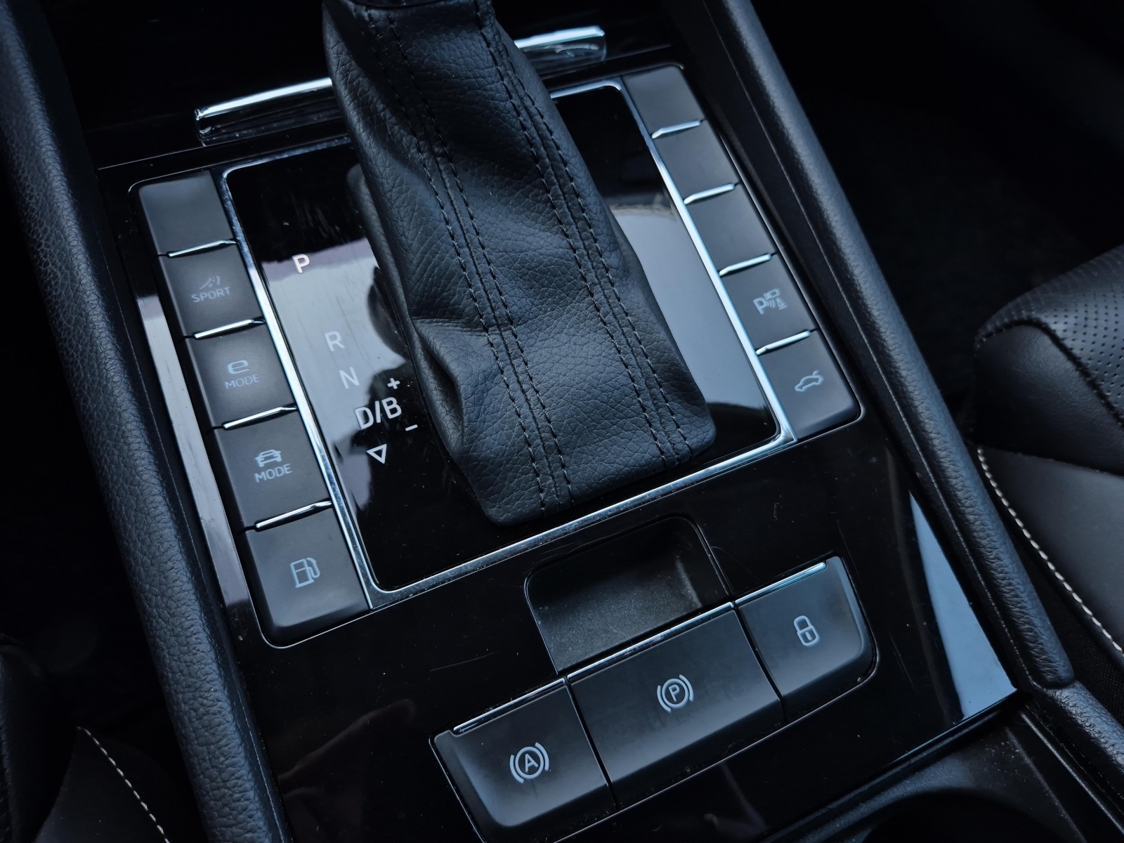 Skoda Superb Laurin & Klement PHEV