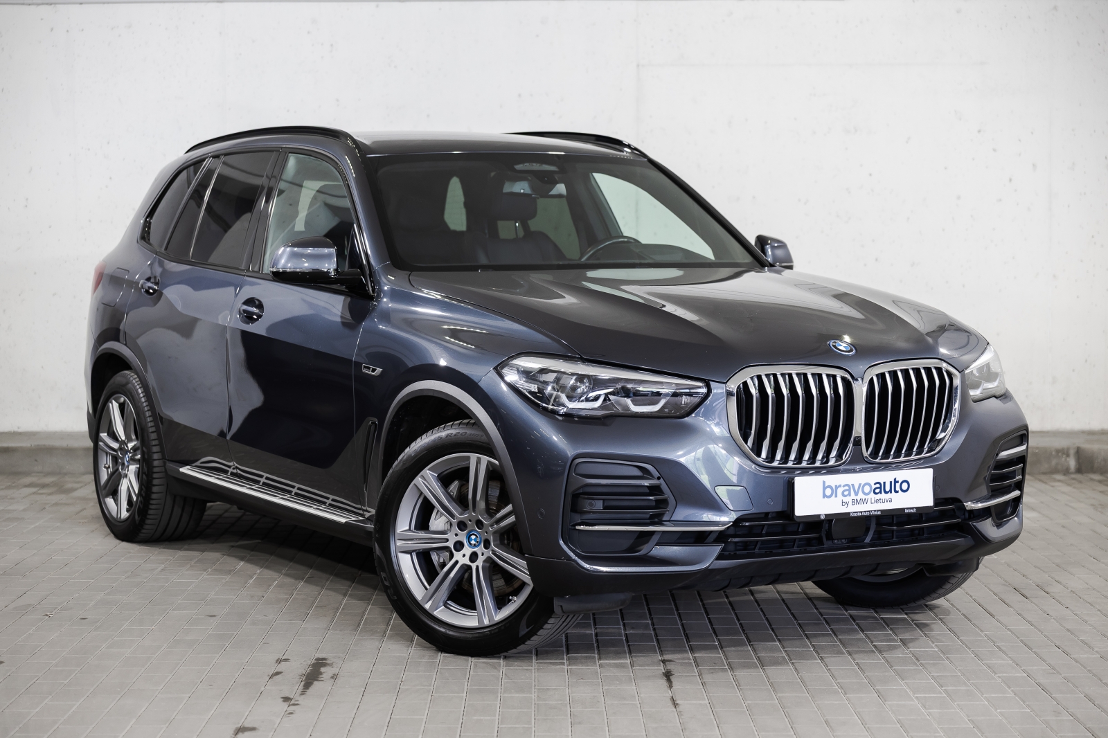 BMW X5 xDrive45e