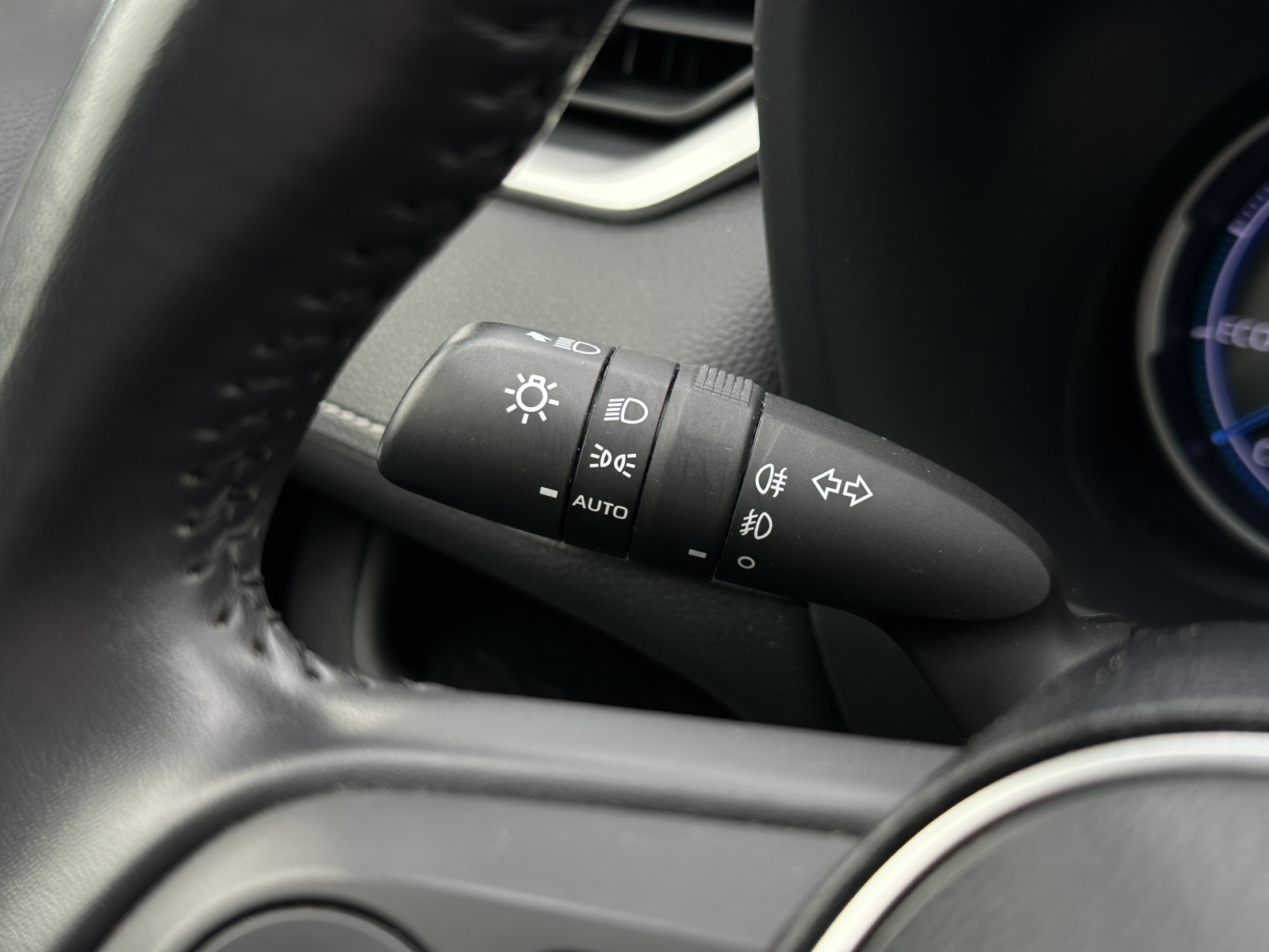 Toyota RAV4 Hybrid AWD-i