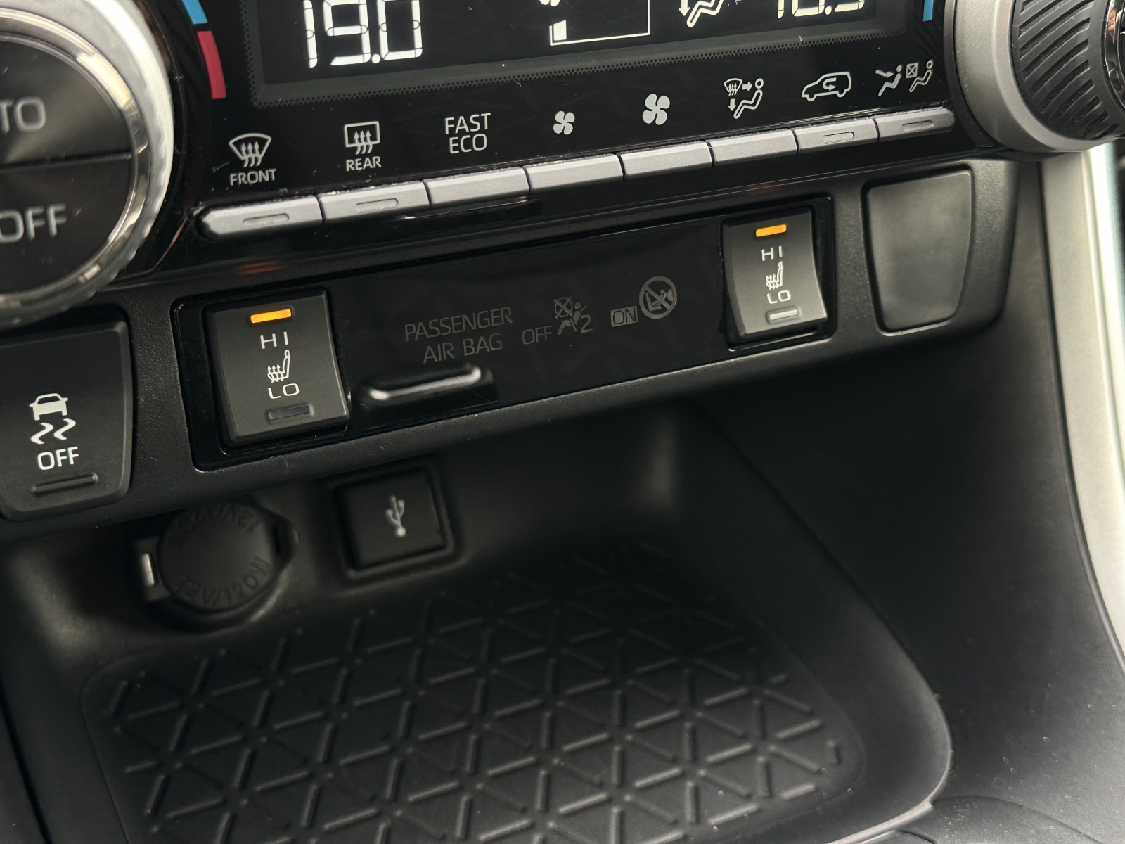 Toyota RAV4 Hybrid AWD-i