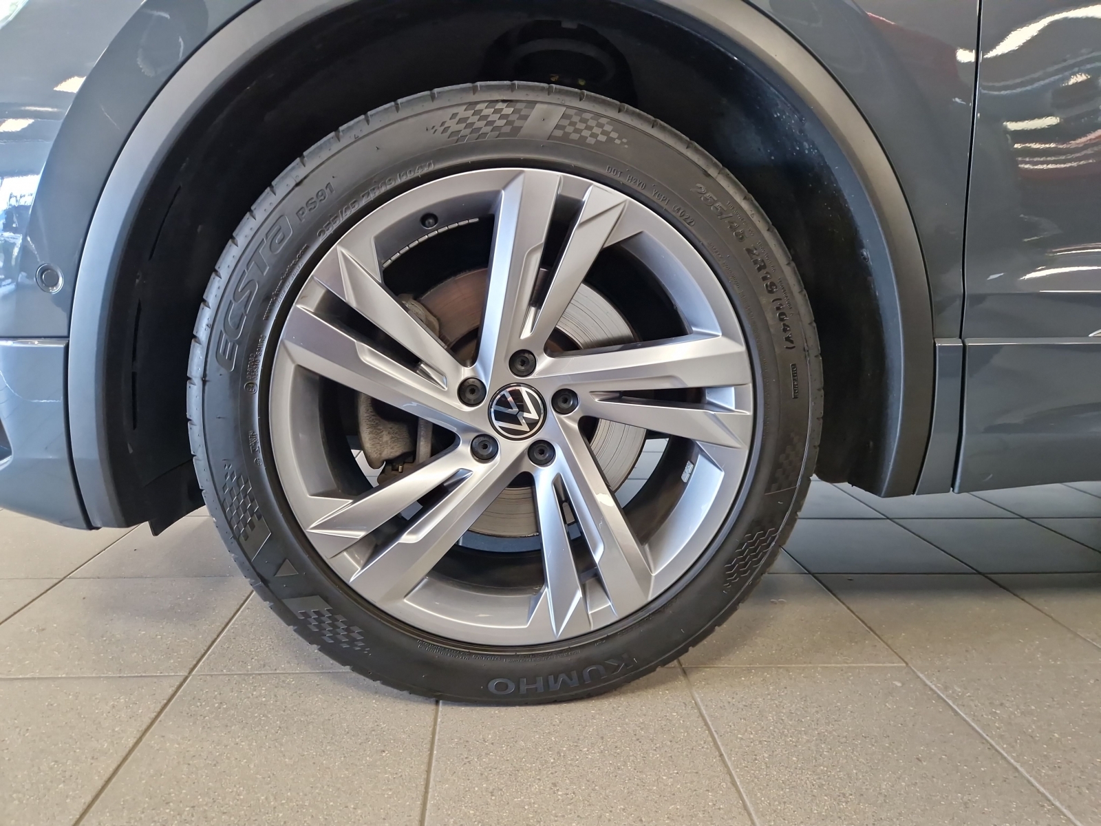 Volkswagen Tiguan 4Motion R-Line