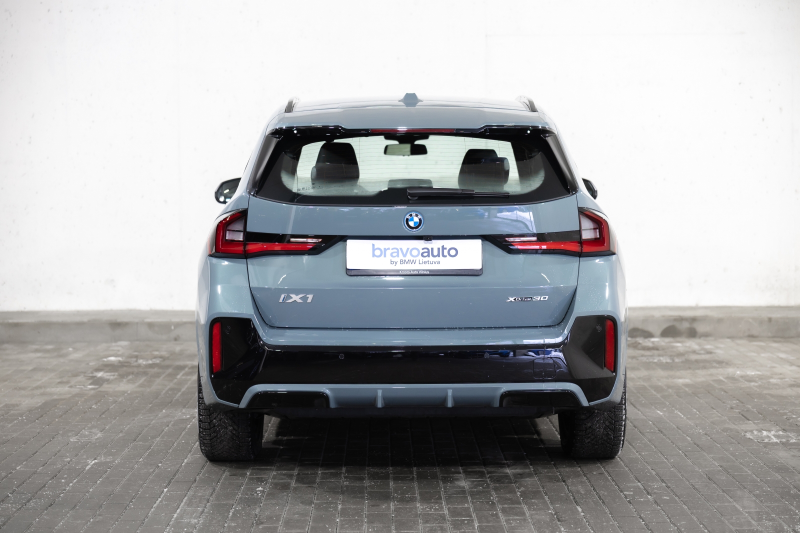 BMW iX1 xDrive30