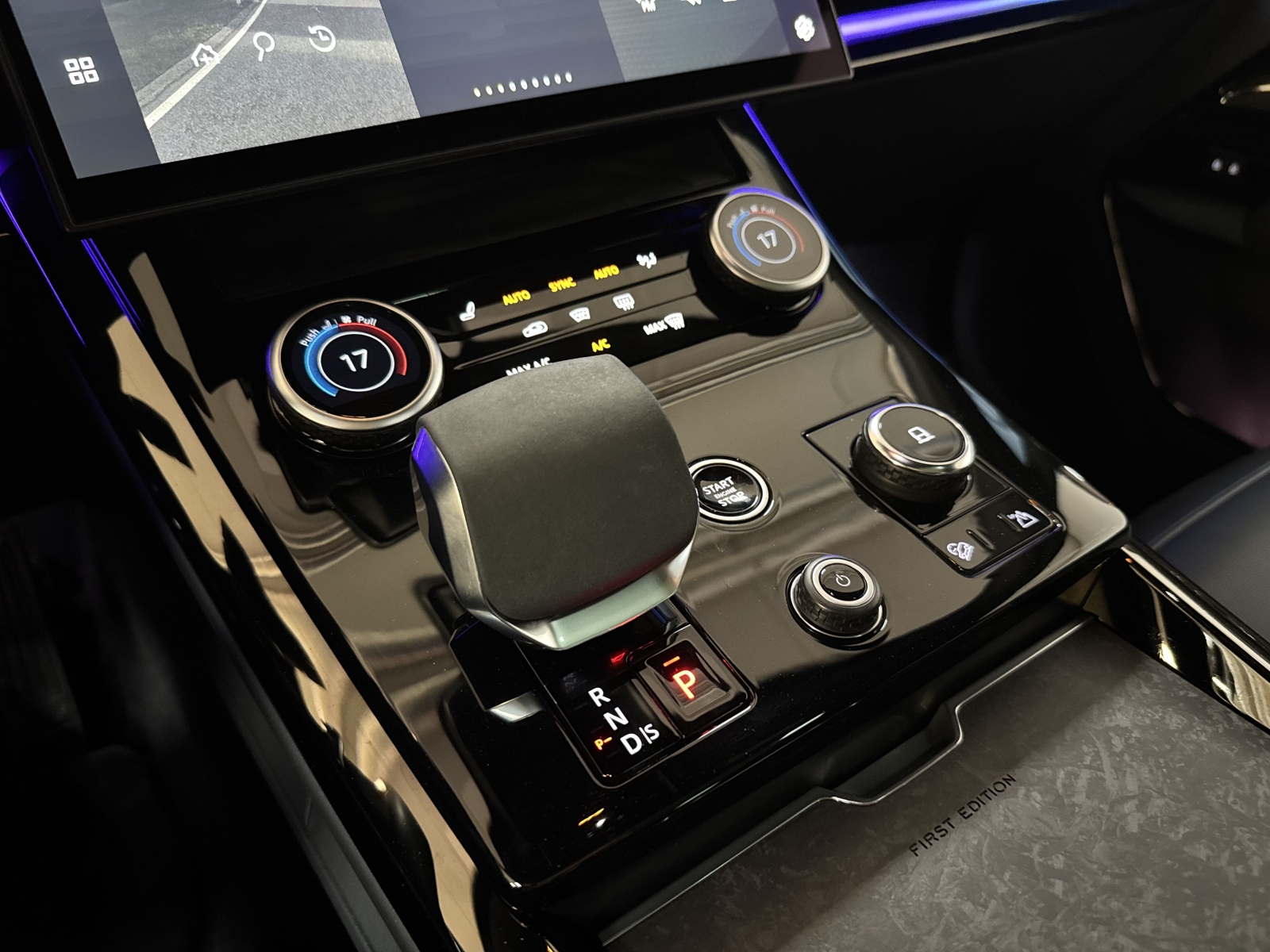 Land Rover Range Rover Sport First Edition