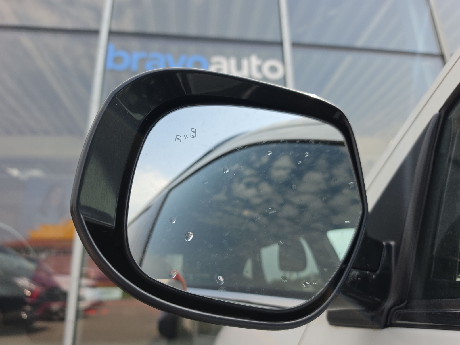 Mitsubishi ASX Blackout