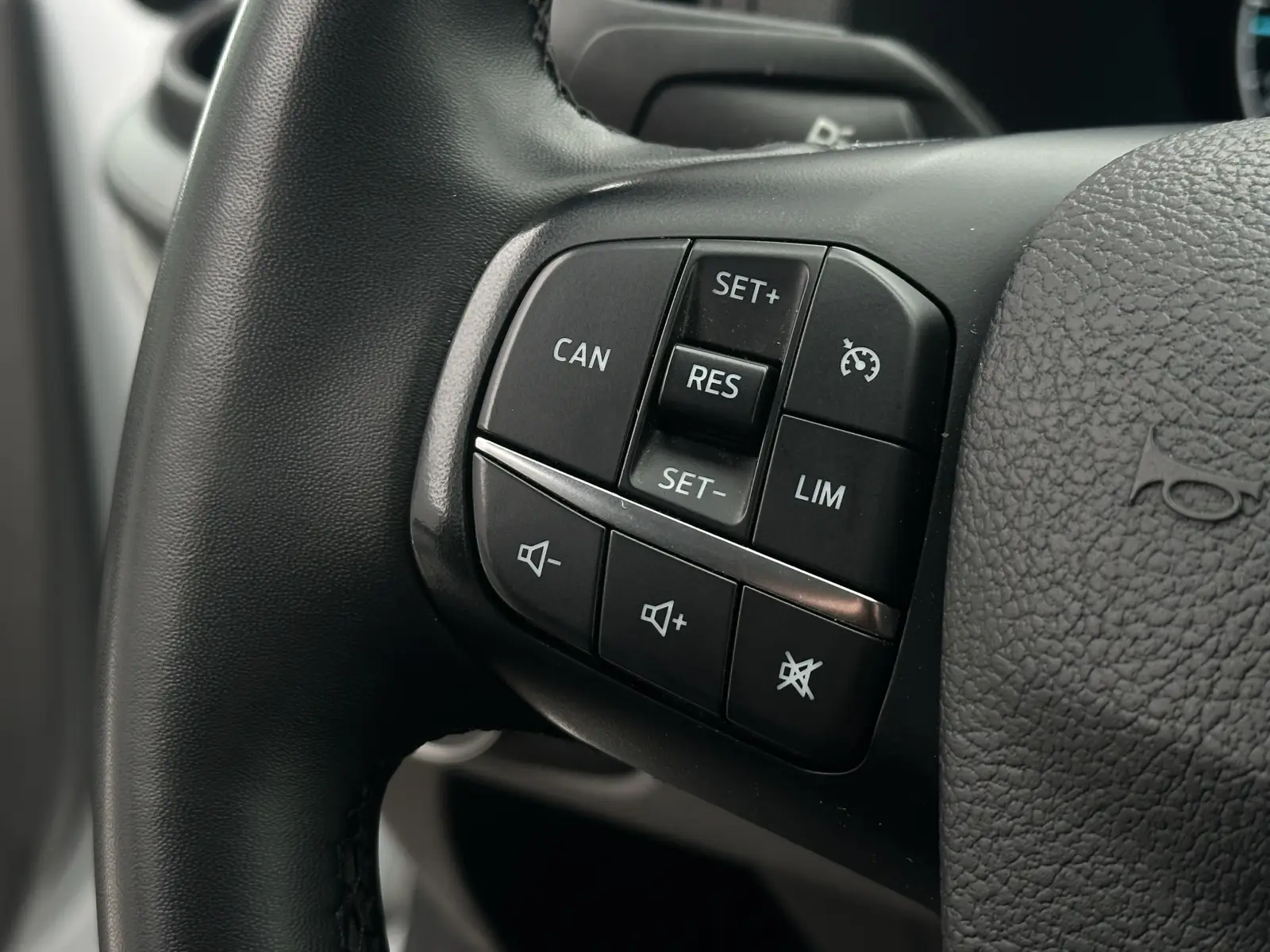 Ford Transit Custom Trend 320 LWB