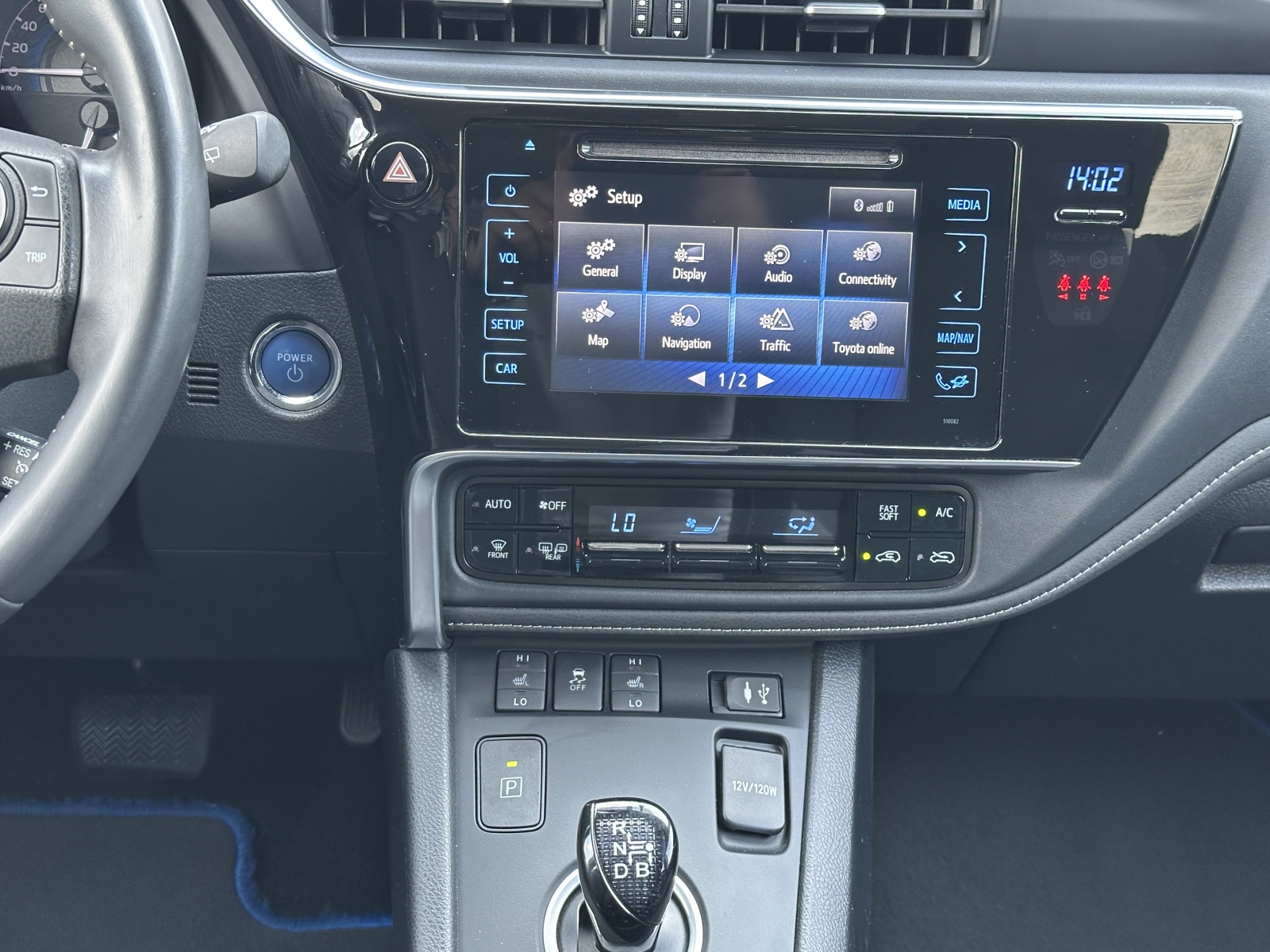 Toyota Auris Hybrid