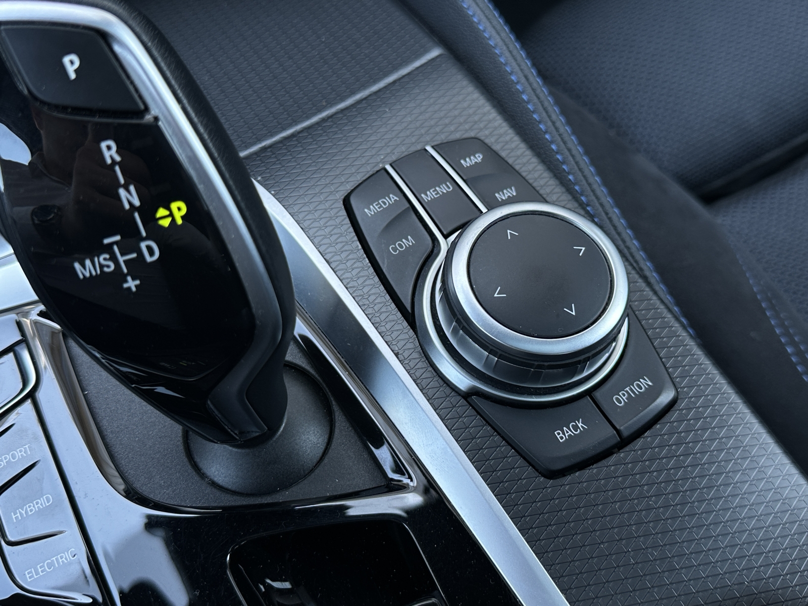 BMW 545 e xDrive
