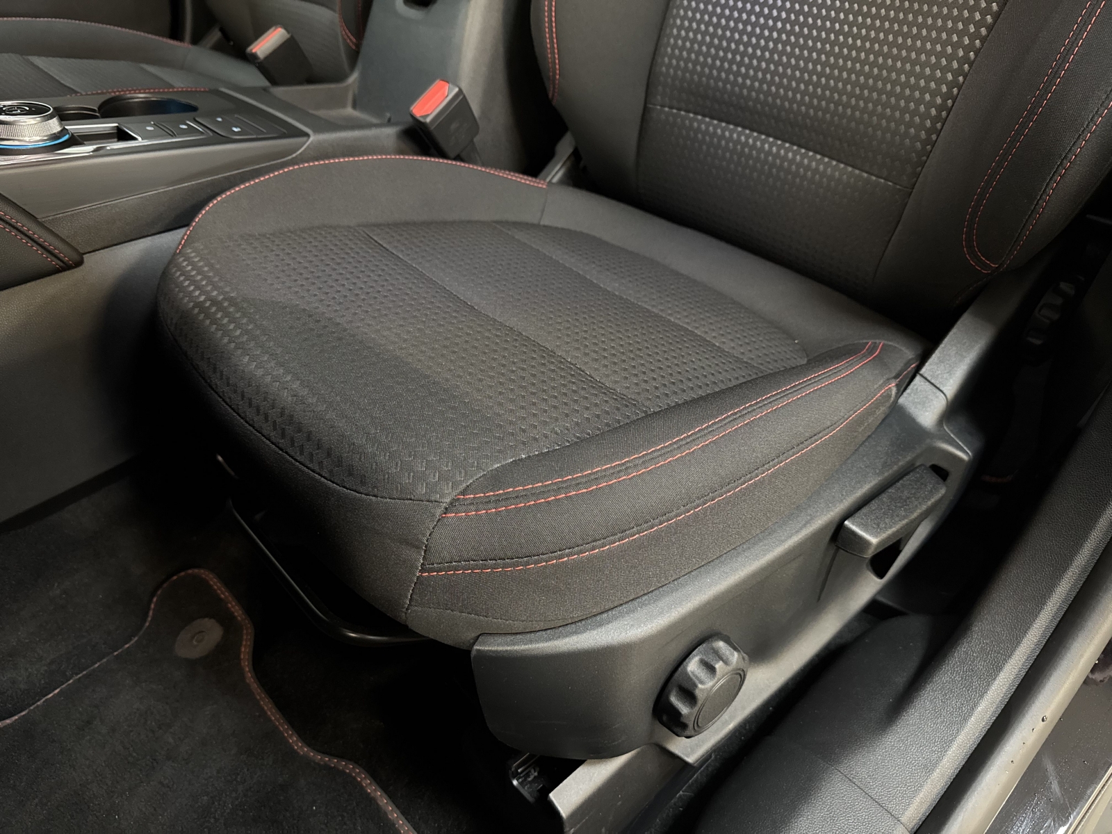 Ford Kuga ST-Line Hybrid 2.5