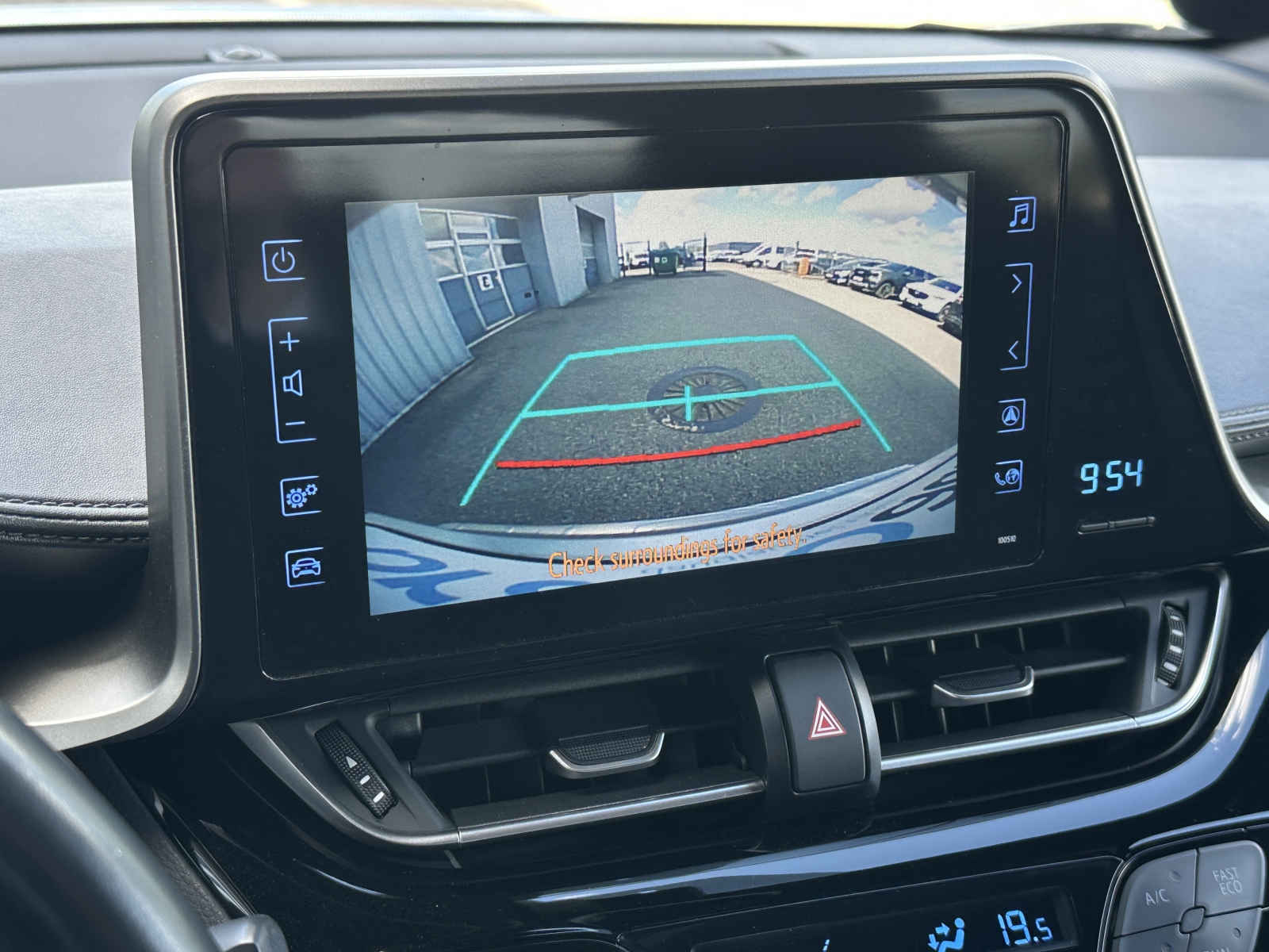 Toyota C-HR Hybrid