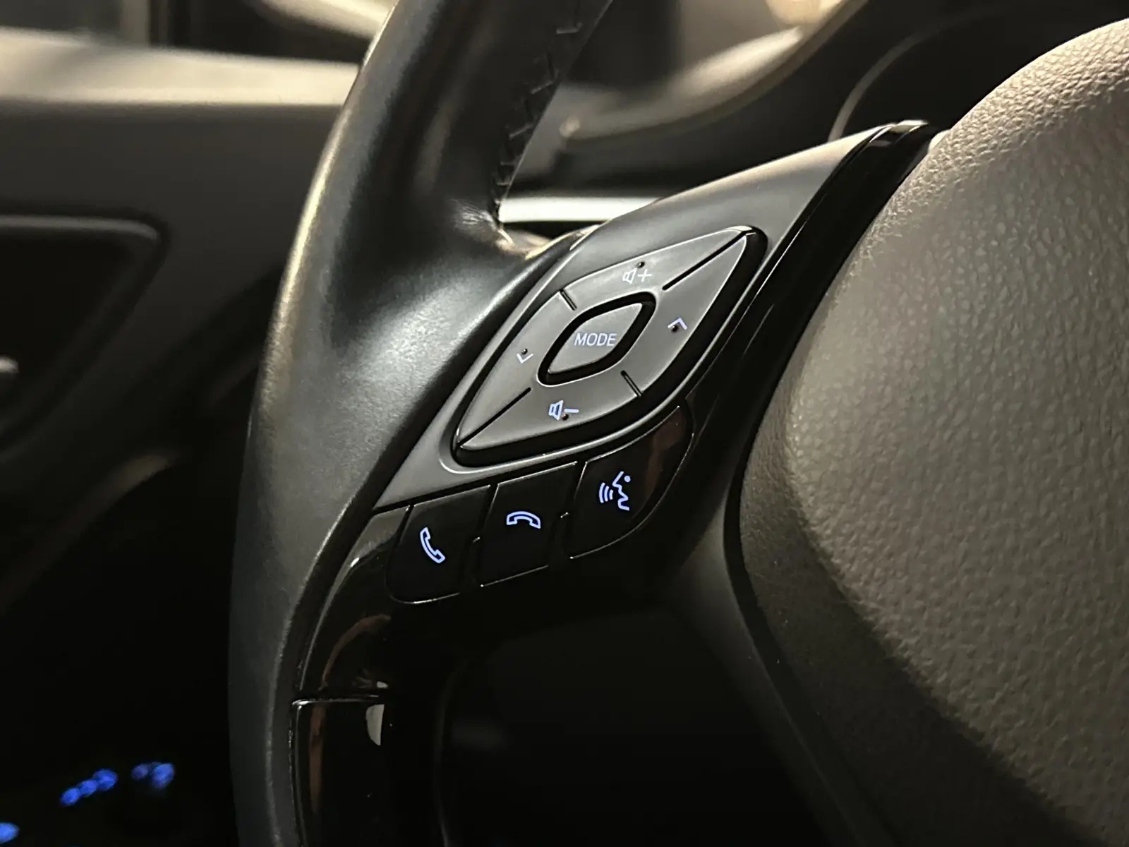 Toyota C-HR Hybrid Style