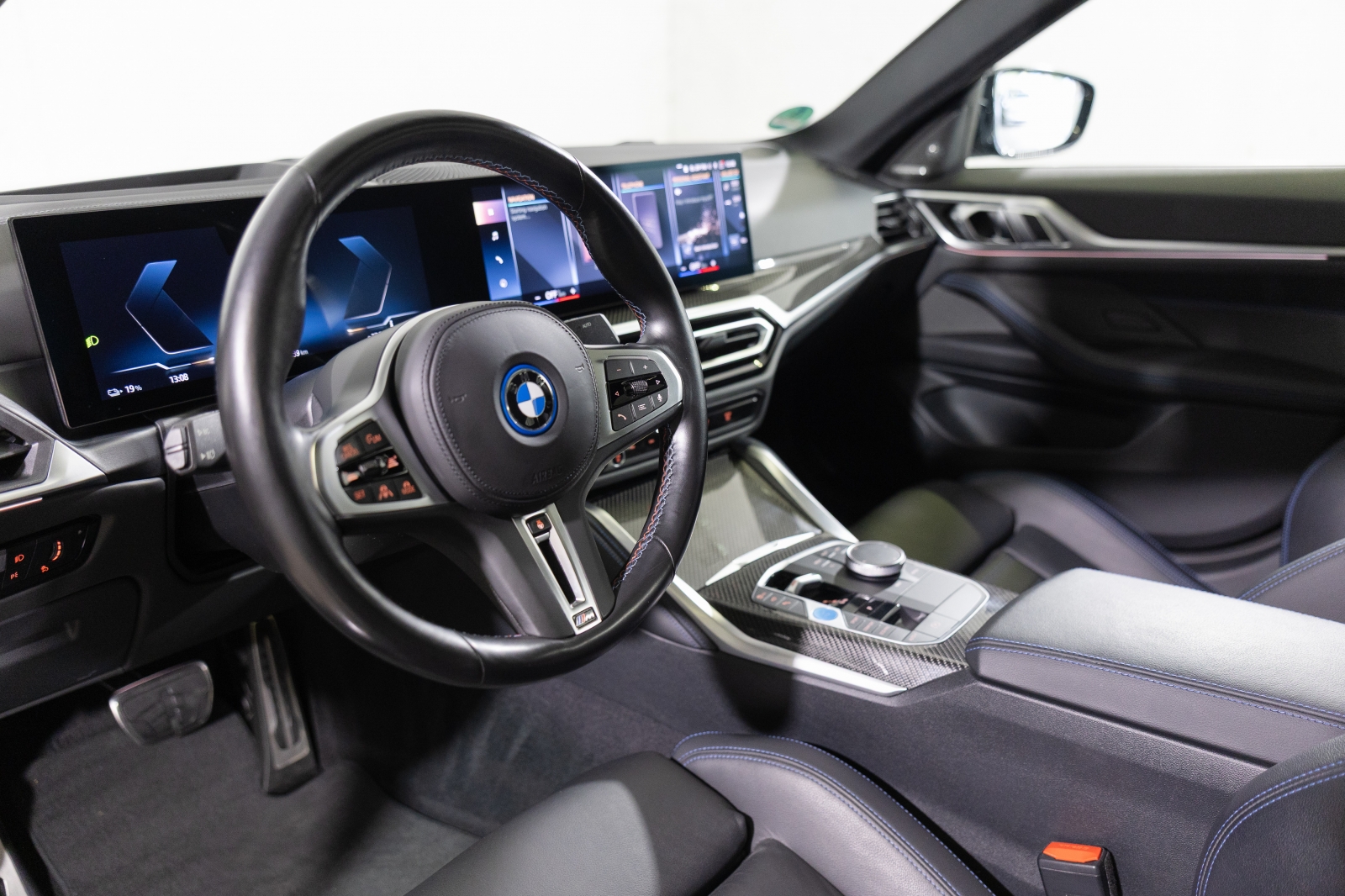 BMW i4 M50