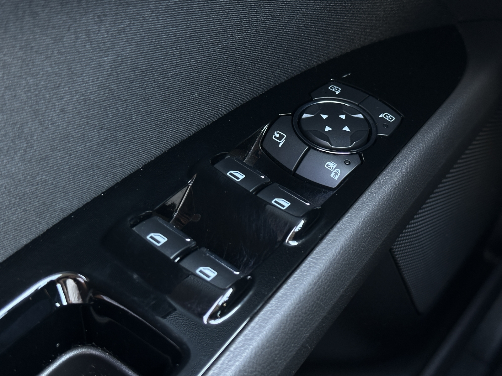 Ford Mondeo Hybrid