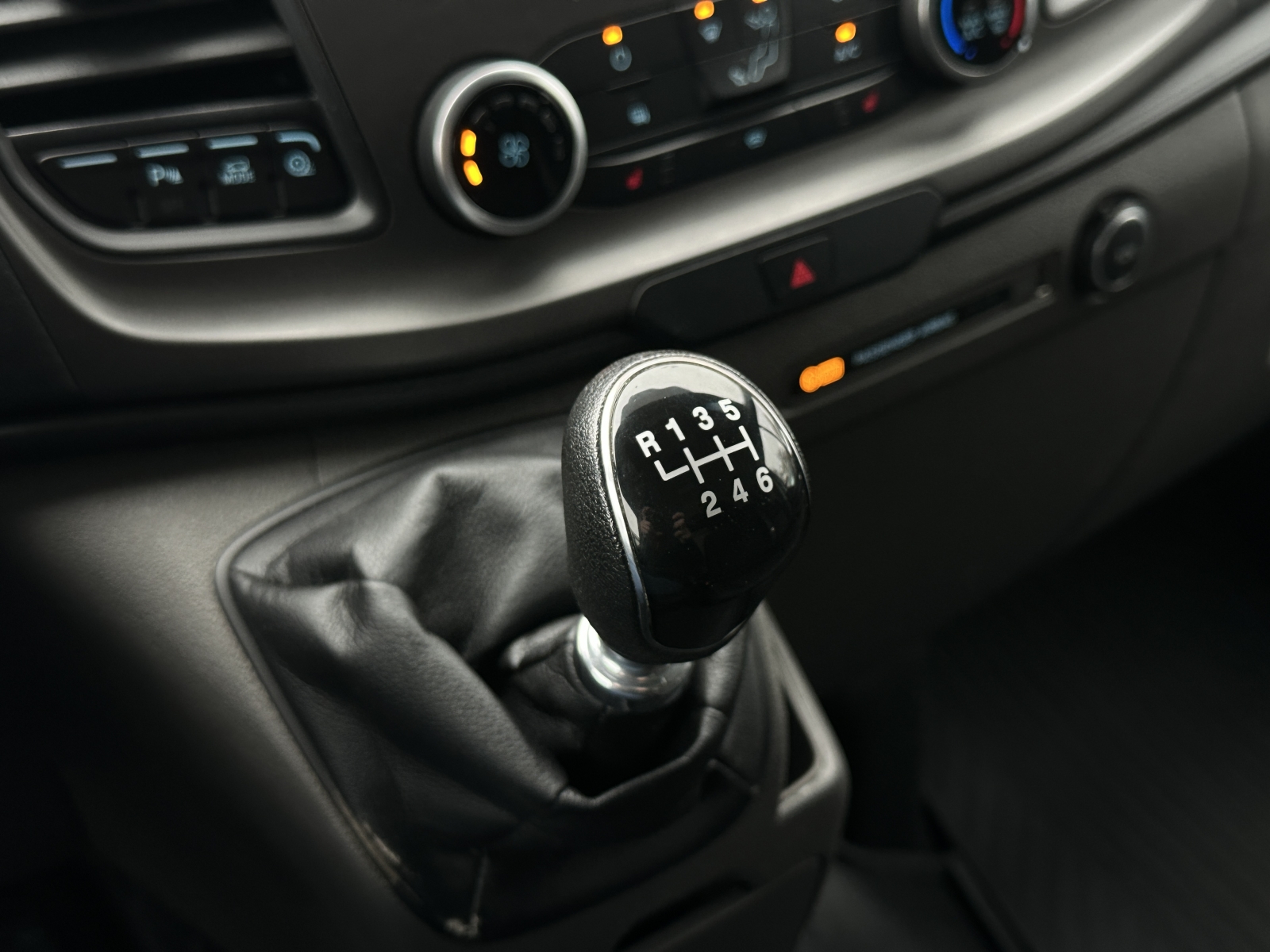 Ford Transit Custom Trend Van L1H1