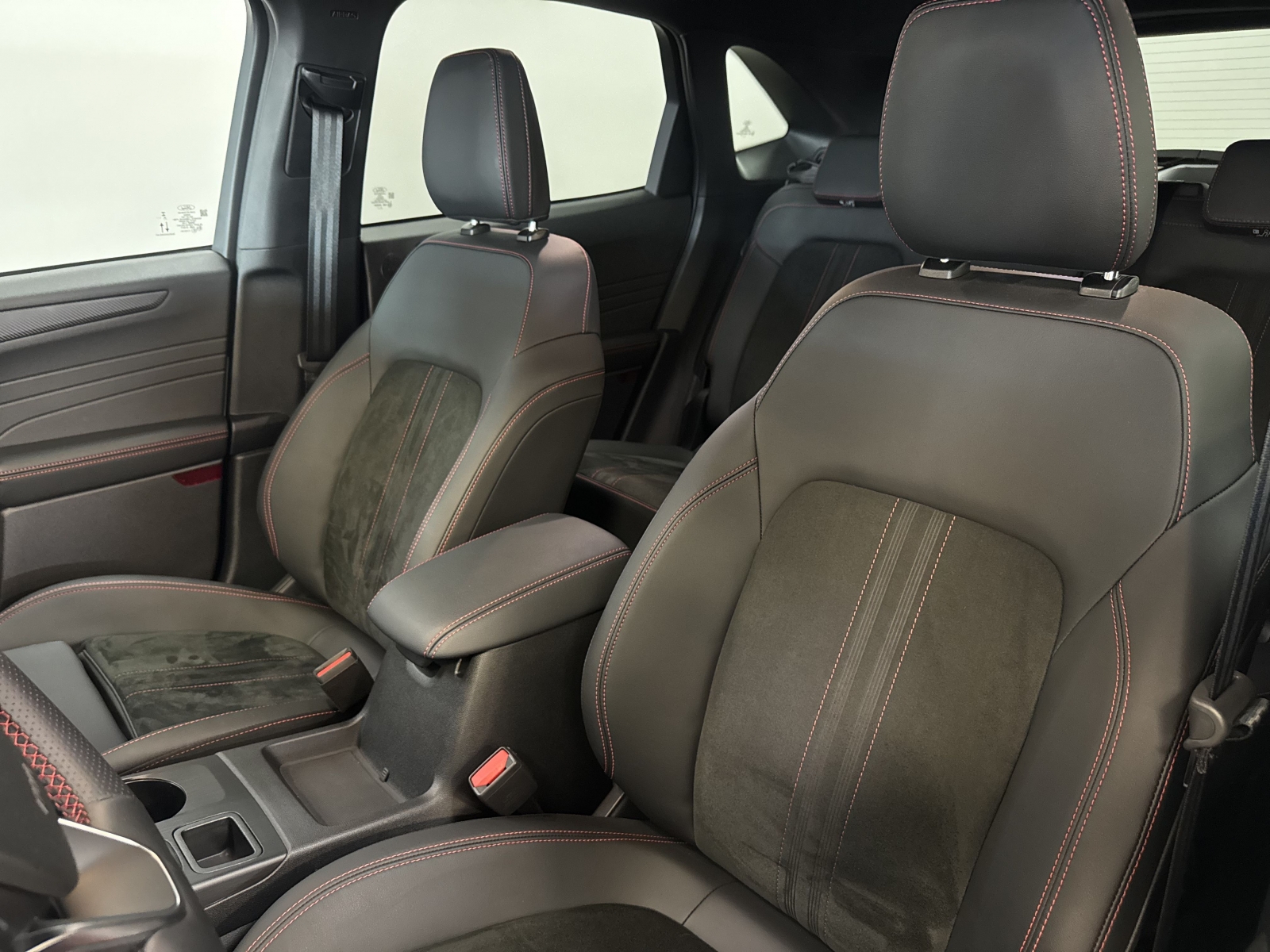 Ford Kuga ST-Line X, Full Hybrid