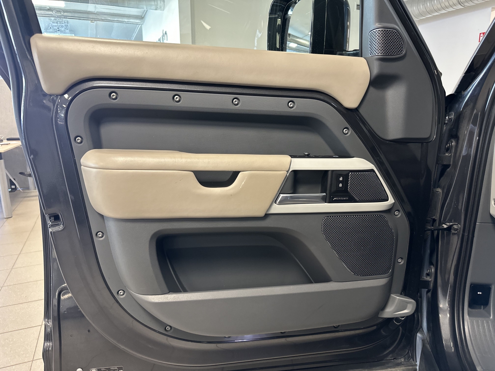 Land Rover Defender 110 Defender 110 D250 HSE