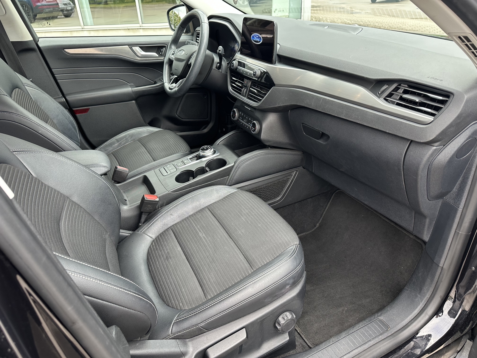 Ford Kuga TITANIUM 2,5 L DURATEC PLUG-IN HYBRID 225 AG CVT