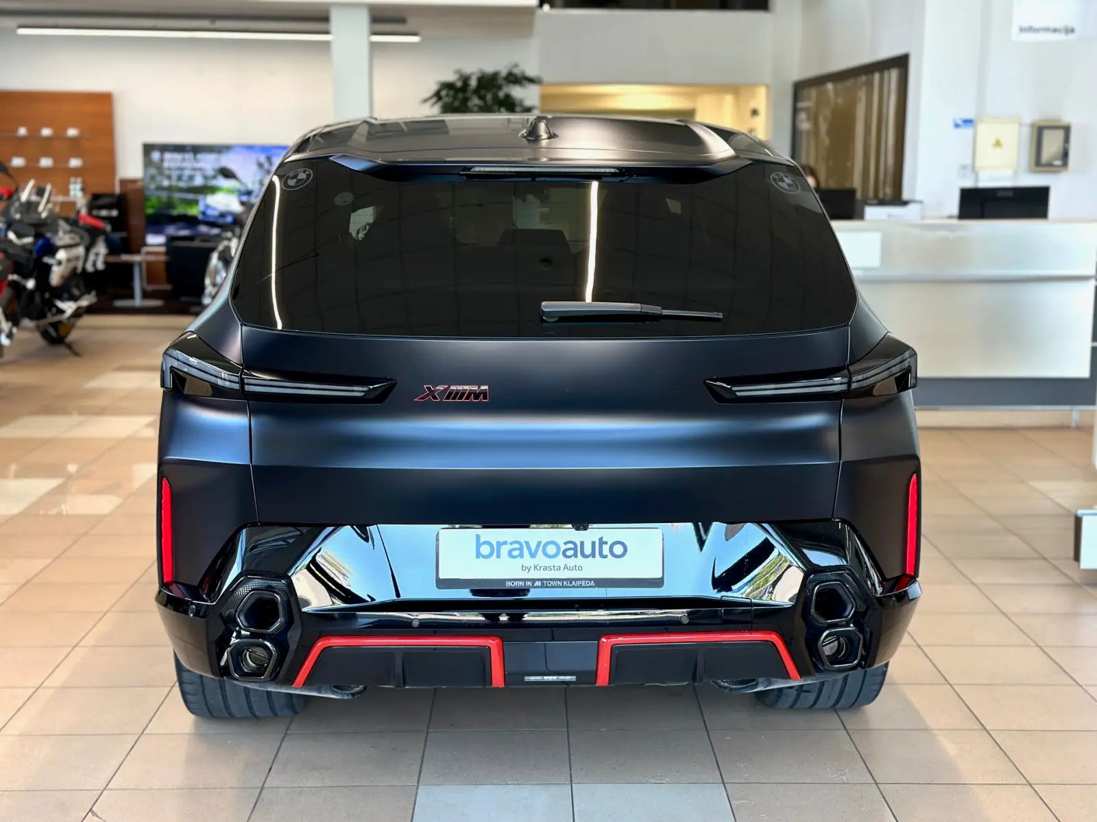 BMW XM BMW XM Label Red