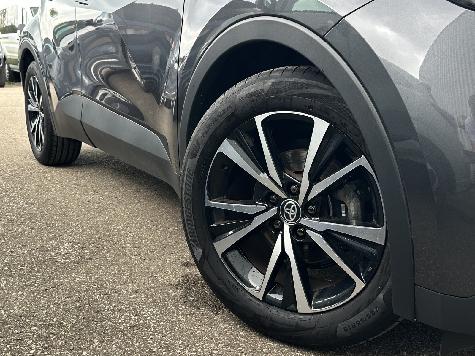 Toyota C-HR Hybrid