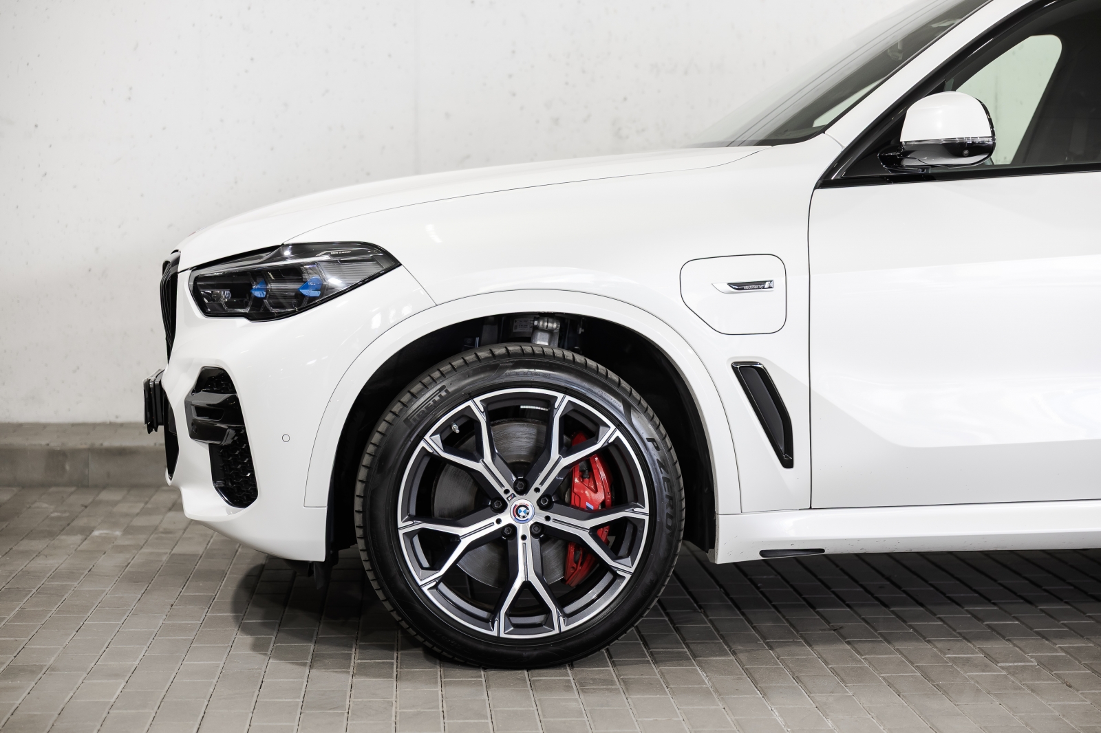 BMW X5 xDrive45e