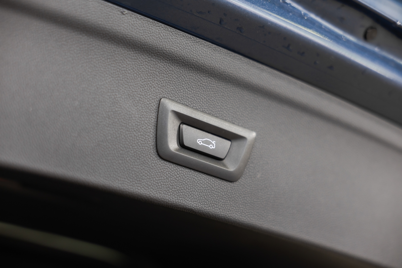 BMW iX xDrive60