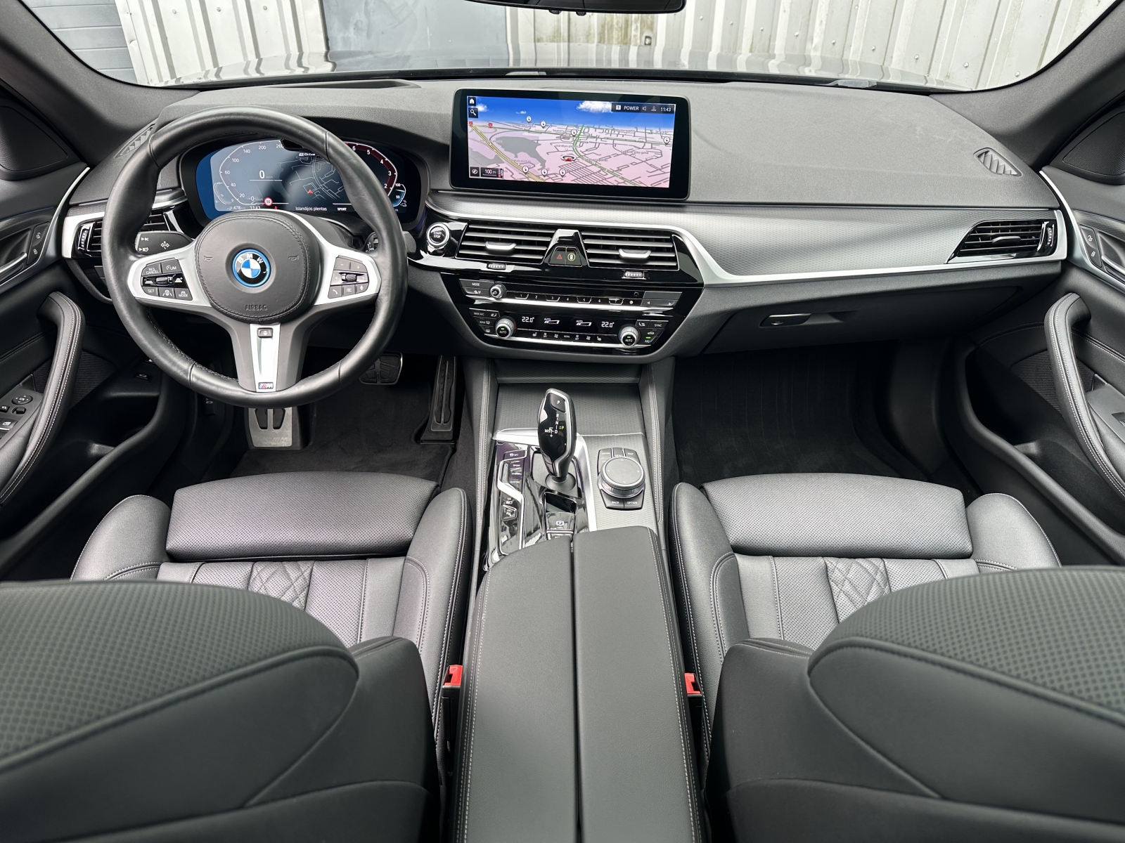 BMW 545 e xDrive