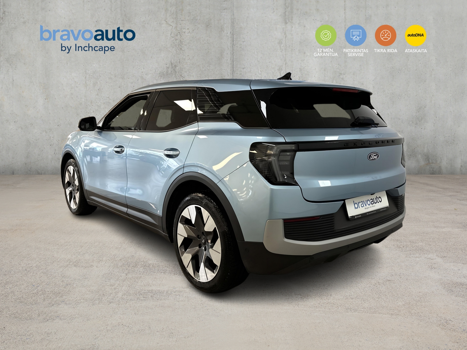 Ford Explorer Premium Extended Range