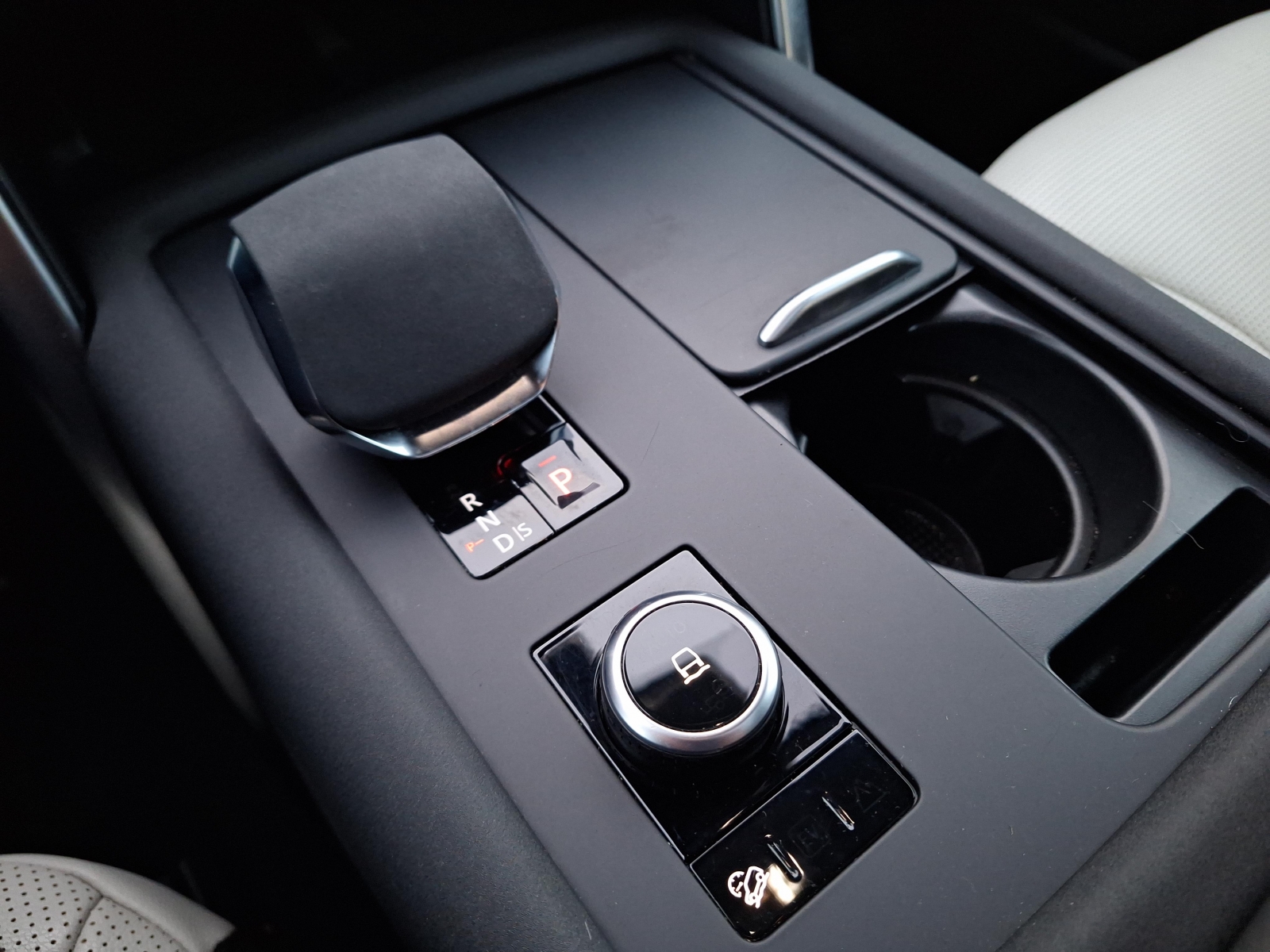 Land Rover Discovery SE R-Dynamic