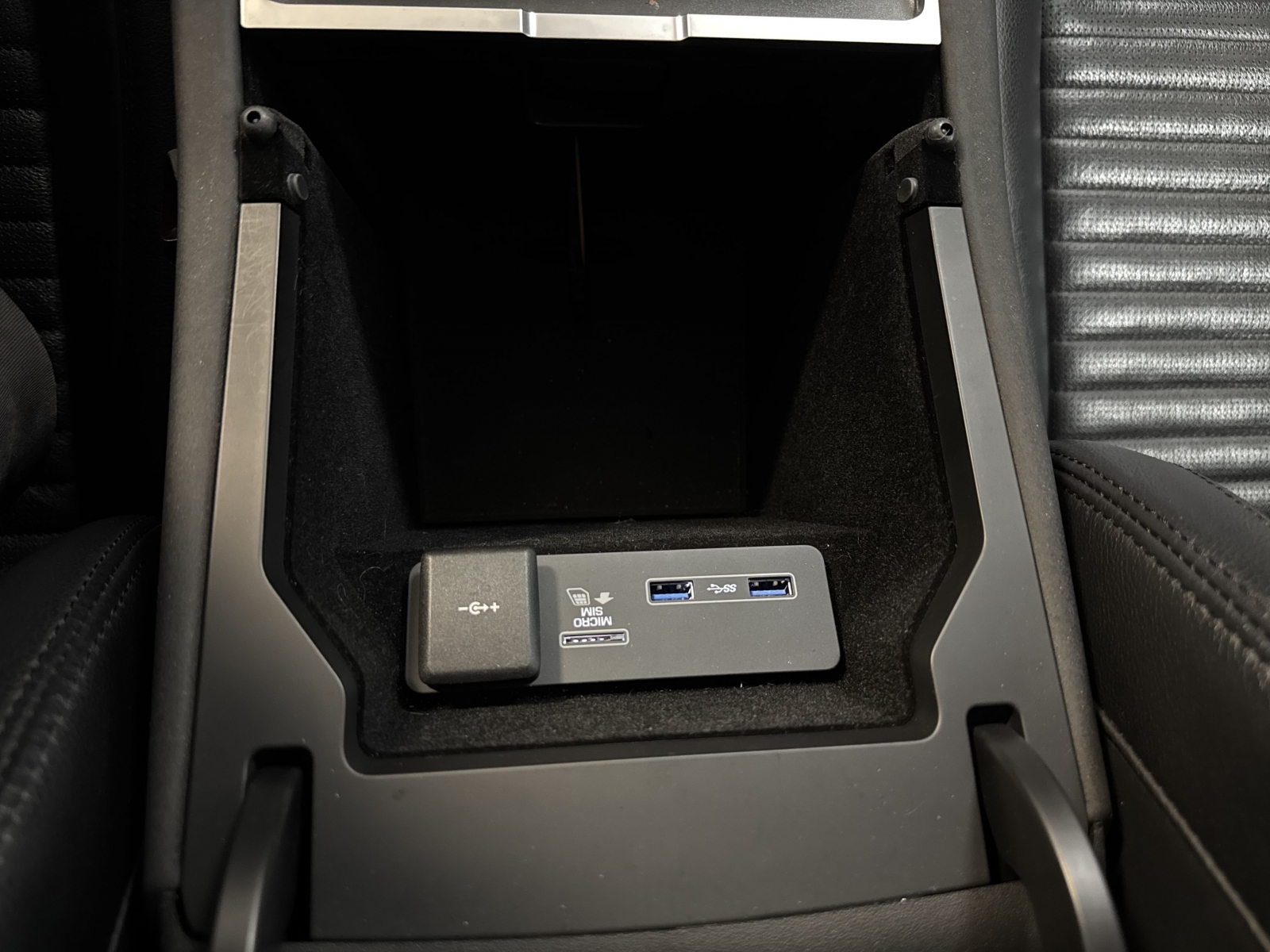 Land Rover Discovery Sport SE